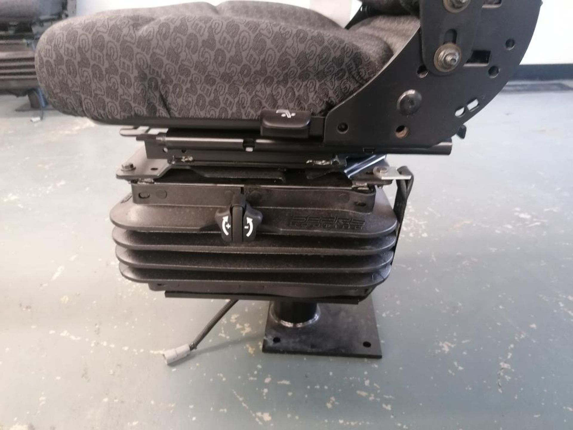 CNH Air Suspension Seat for Case Backhoe, Serial #007091742360. Located in Mt. Pleasant, IA. - Image 7 of 9