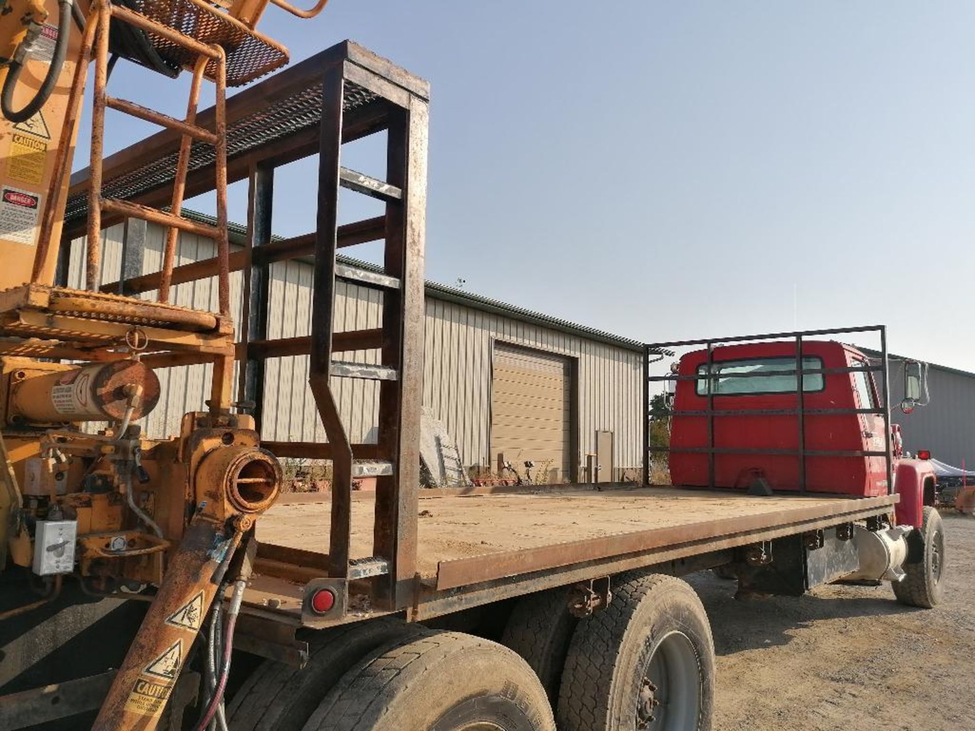 1986 Ford 9000 Boom Truck, VIN #1FDYU90W1GVA23246, 400,318 Miles Cummins Engine, Eaton Fuller 8- - Image 63 of 87