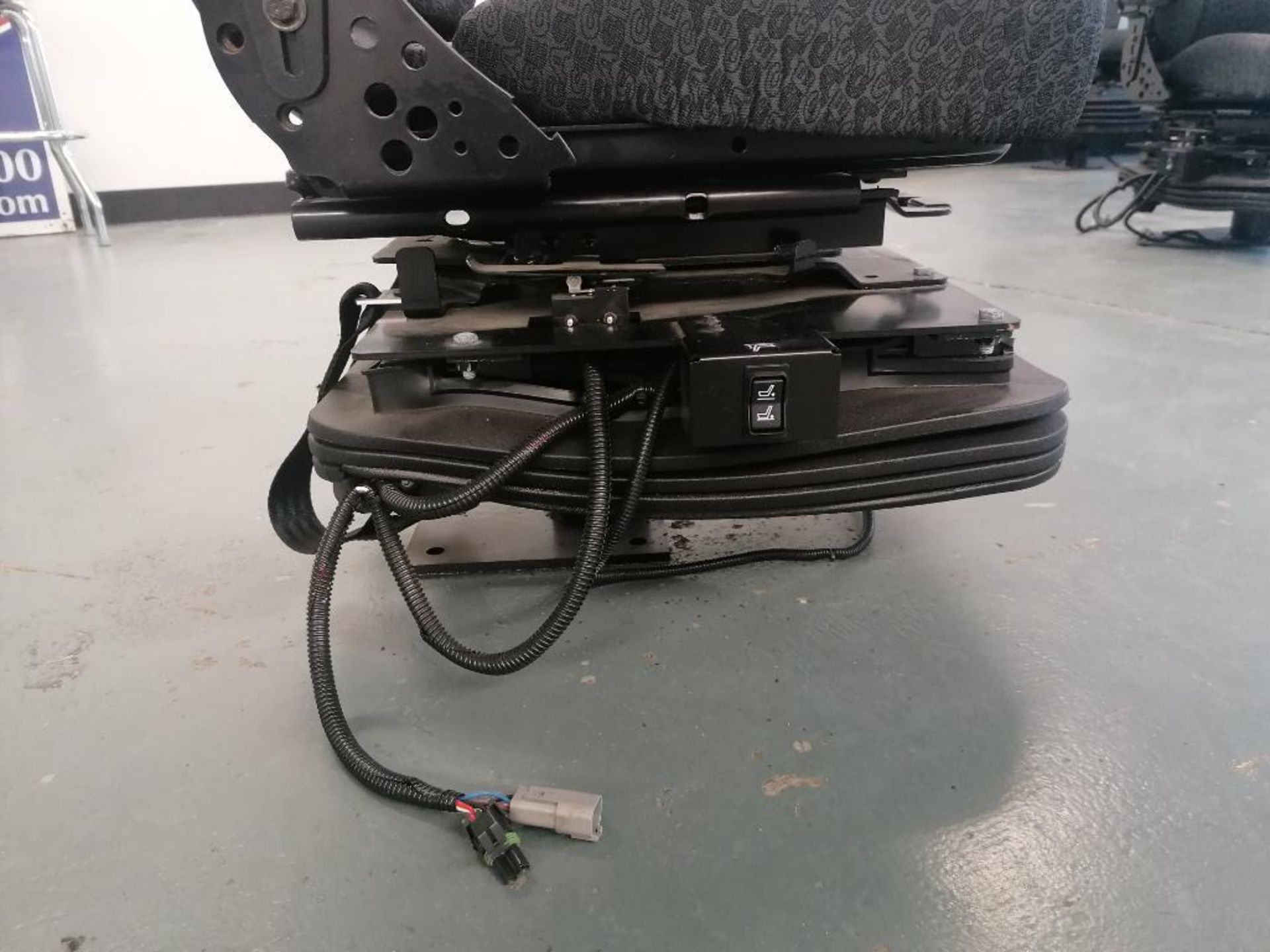 CNH Air Suspension Seat for Case Dozer, Serial #007081847681. Located in Mt. Pleasant, IA. - Image 4 of 11