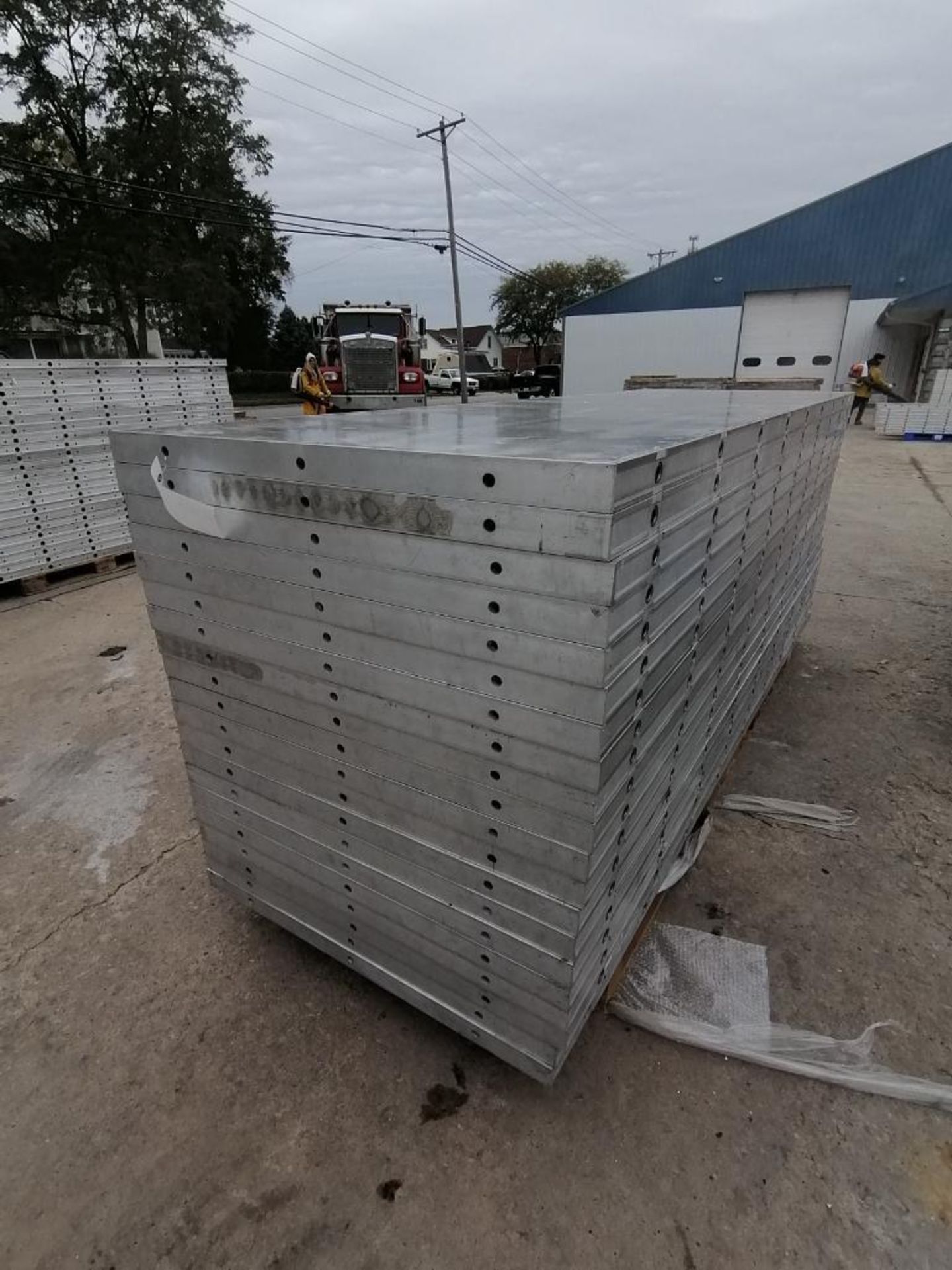(20) 36" X 9' NEW Badger Smooth Aluminum Concrete Forms 6-12 Hole Pattern. Located in Mt.