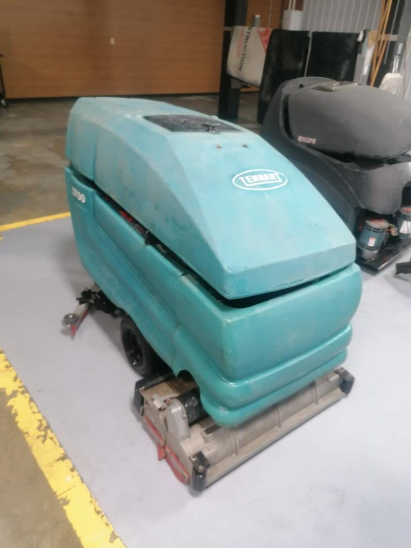 Tennant 5700 Floor Scrubber, Serial #15394, 36 V. Located in Mt. Pleasant, IA. - Image 2 of 16