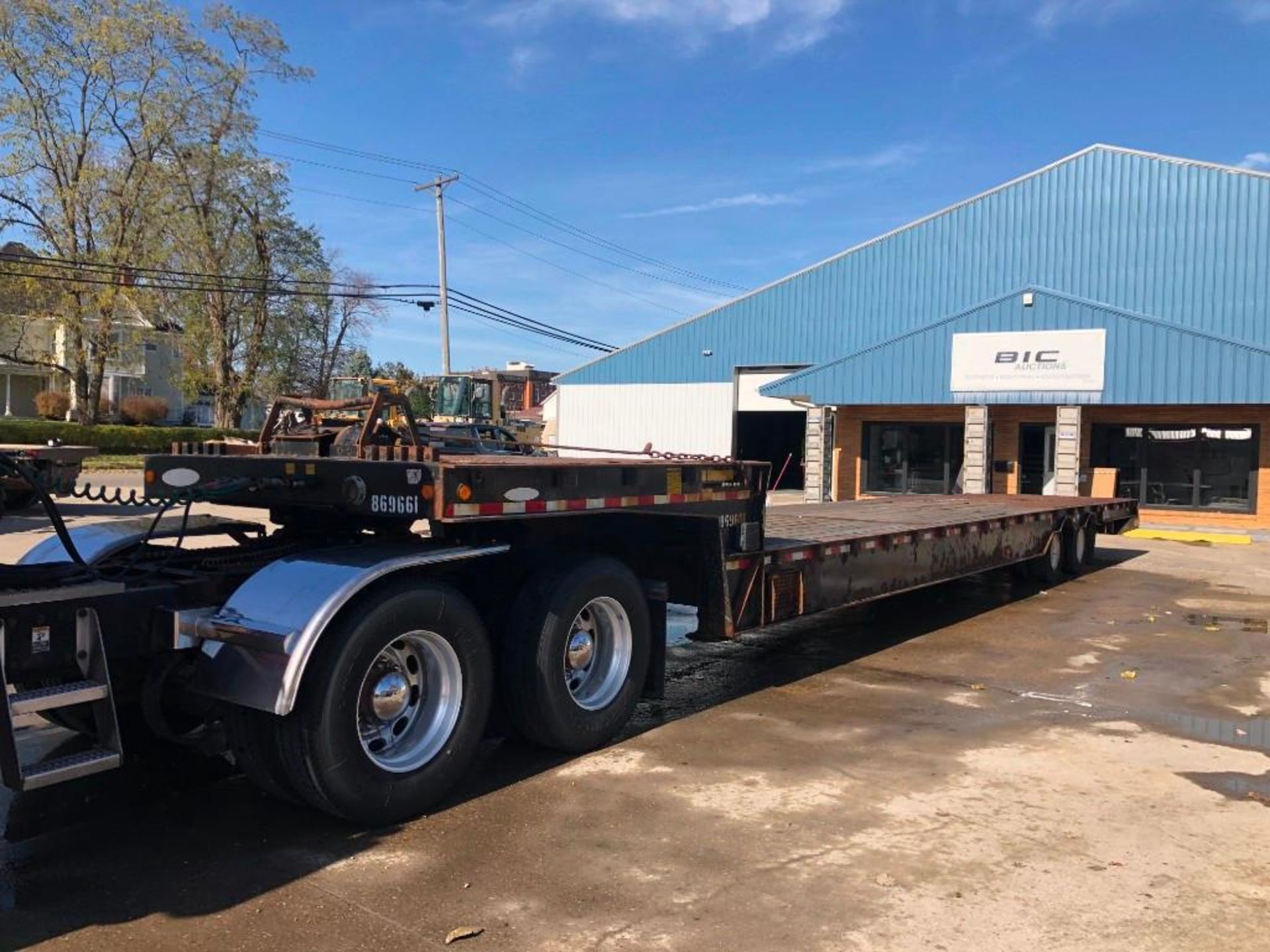 2011 Ledwell Hydratail Trailer Tandem Axle, VIN #1L9GA72A8BL033169, Model #LW4 with winch and scale. - Image 2 of 18