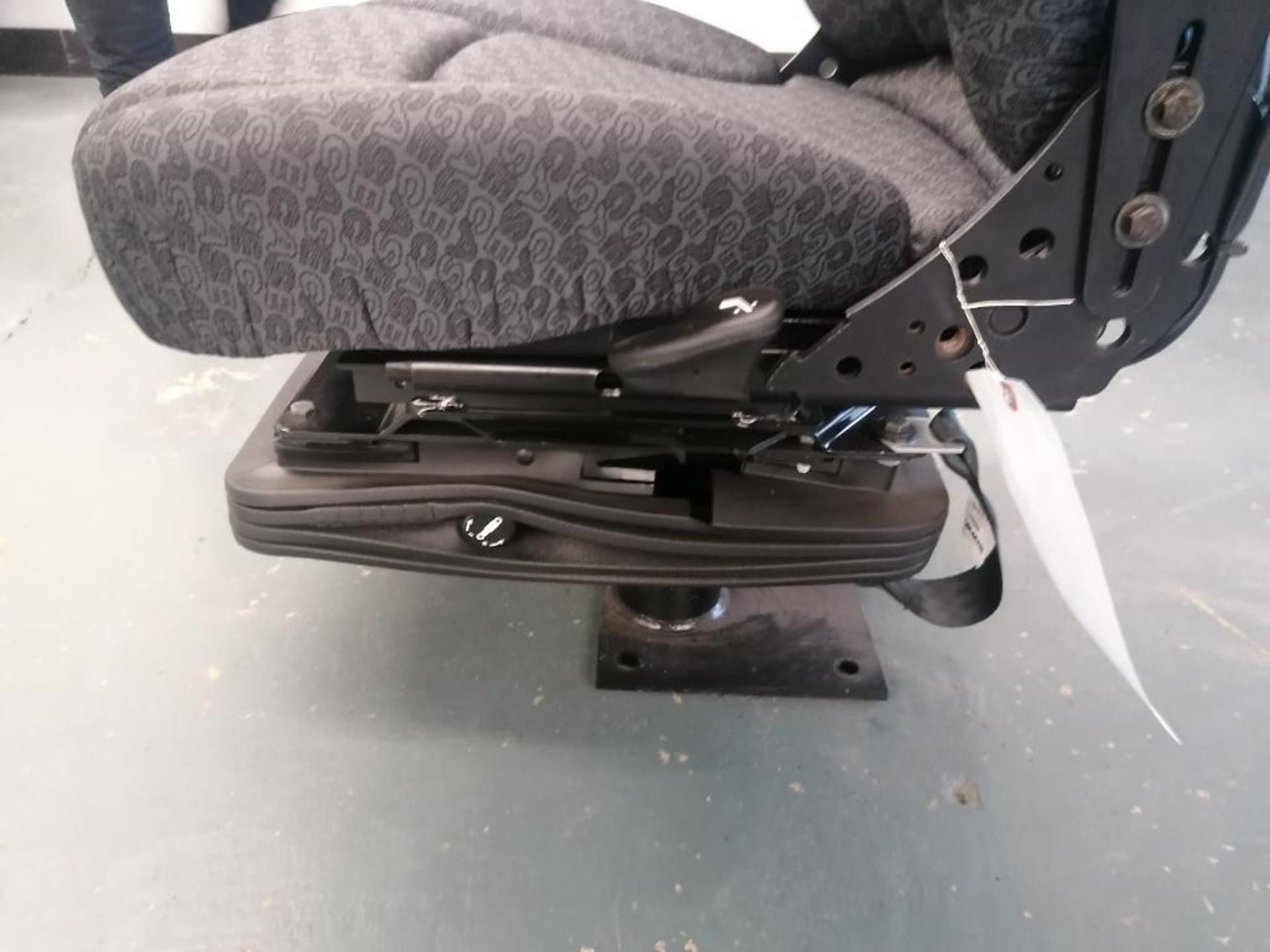 CNH Air Suspension Seat for Case Dozer, Serial #007081847682. Located in Mt. Pleasant, IA. - Image 4 of 10