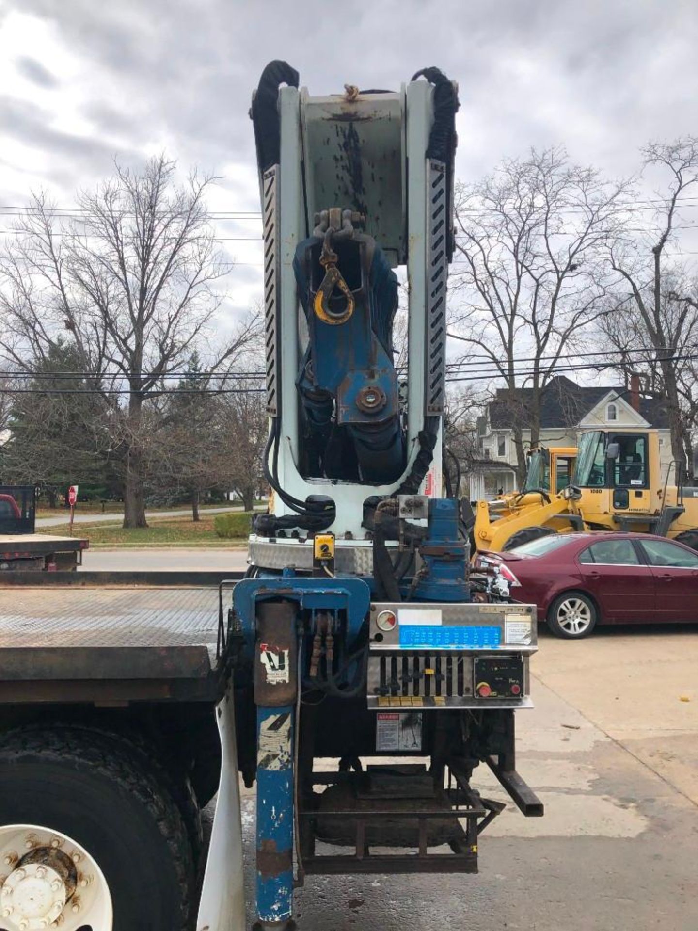 2003 Volvo VHD Boom Truck, VIN #4V5KC9GF13N338836, 148036 Miles, VE D12 345 Engine, 10 Speed Eaton - Image 31 of 37