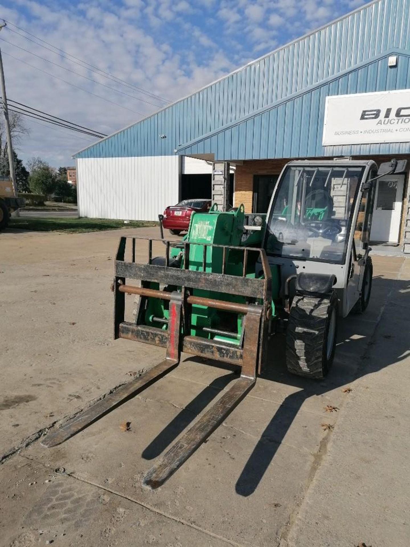 2013 Genie Telehandler, Model GTH-5519, Serial #22375, 2002 Hours. Located in Mt. Pleasant, IA - Image 2 of 29