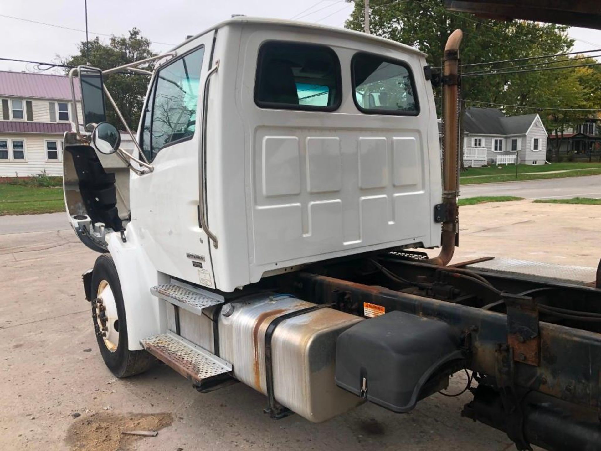 2008 Sterling Acterra Stake Truck with Hoist, VIN #2FZACGDJ58AZ68749, 331661 Miles, Mercedes-Benz - Image 28 of 32