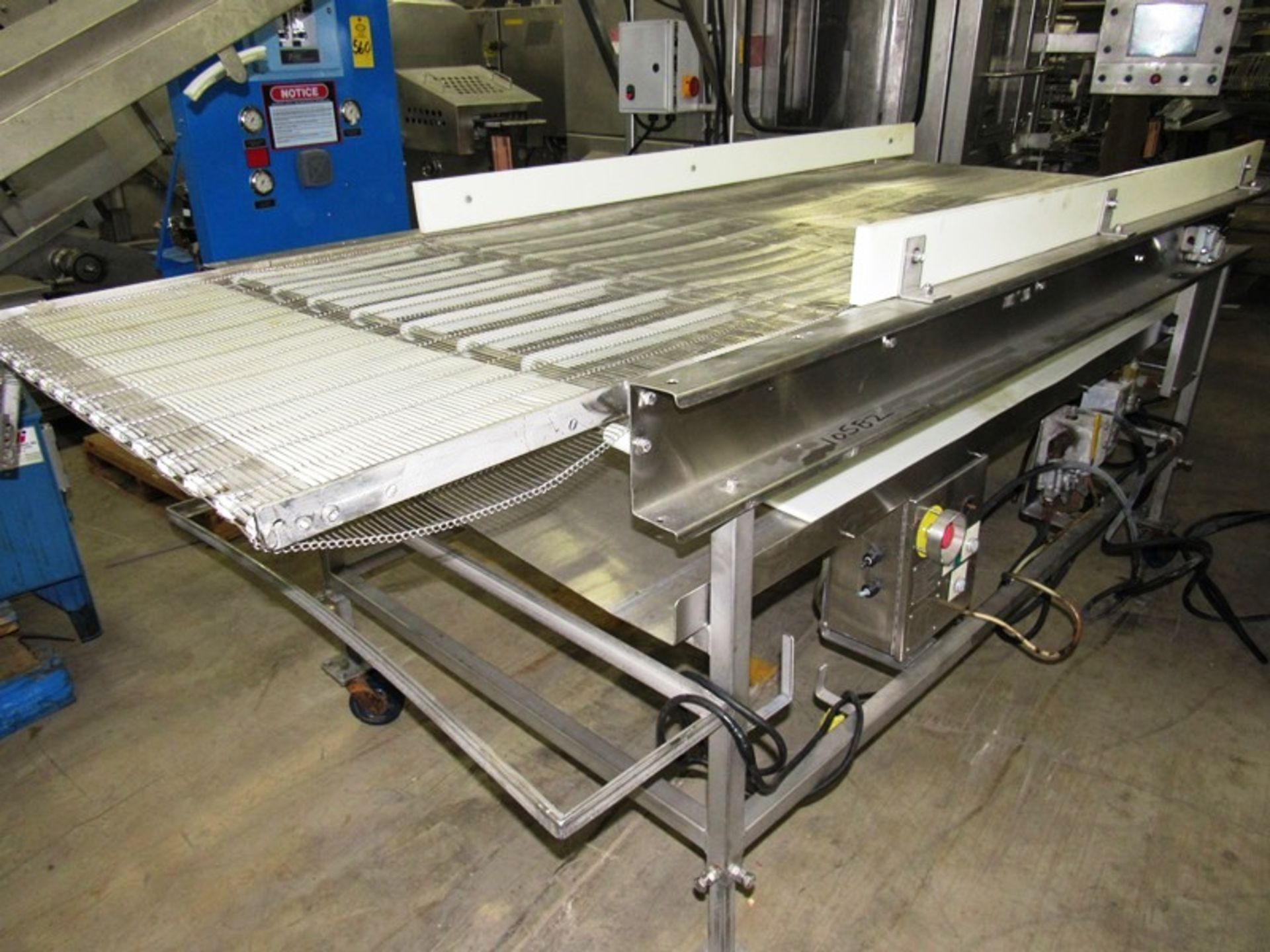 Stein Mdl. F-40 S.S. Frame Conveyor, 40" W X 9' L s.s. ladder chain belt, hydraulic operation,