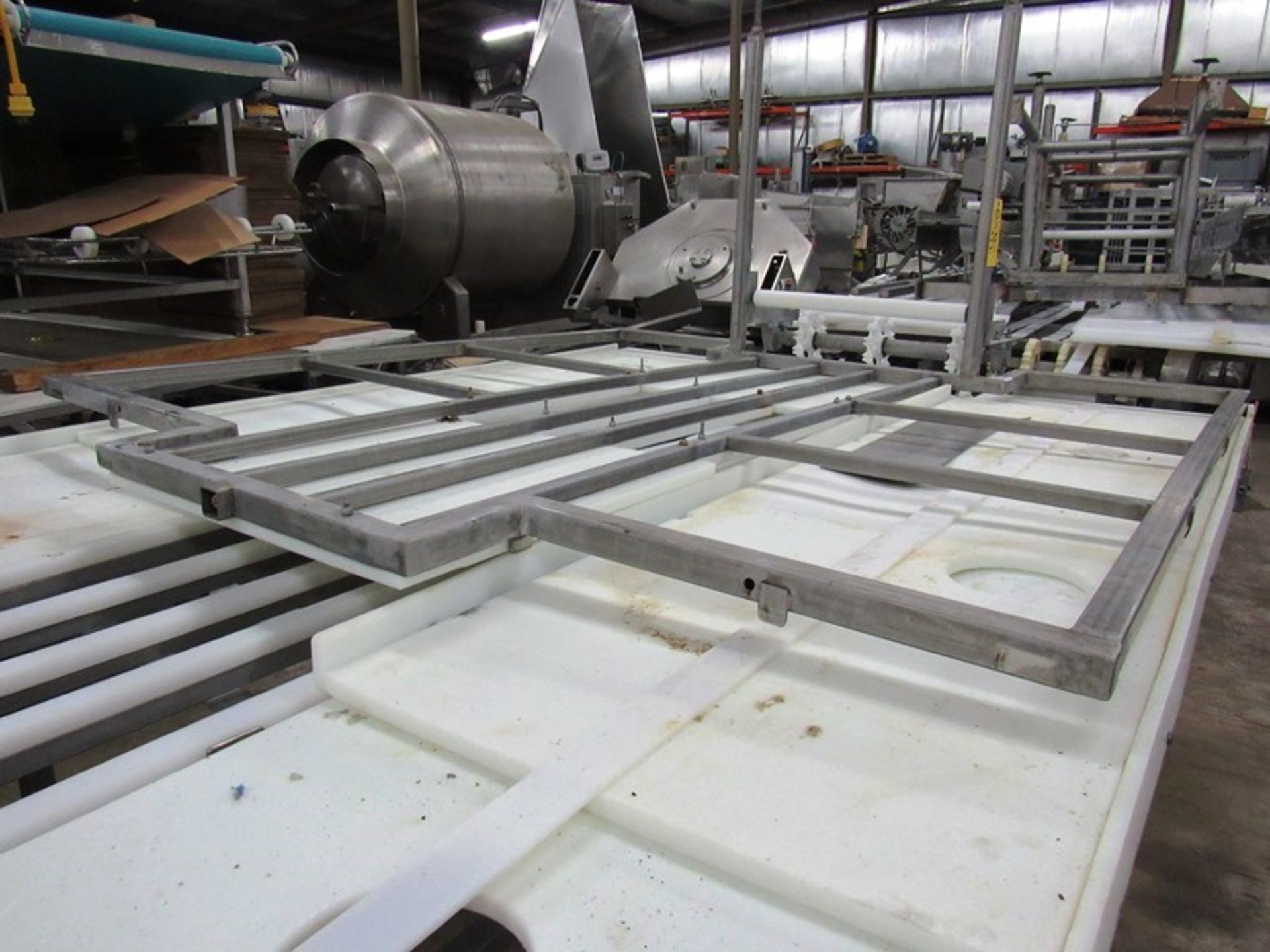 Stainless Steel Trim Conveyor, 75" W X 18' L X 40" T, 24" wide center belt, 24" W poly work stations - Image 3 of 6