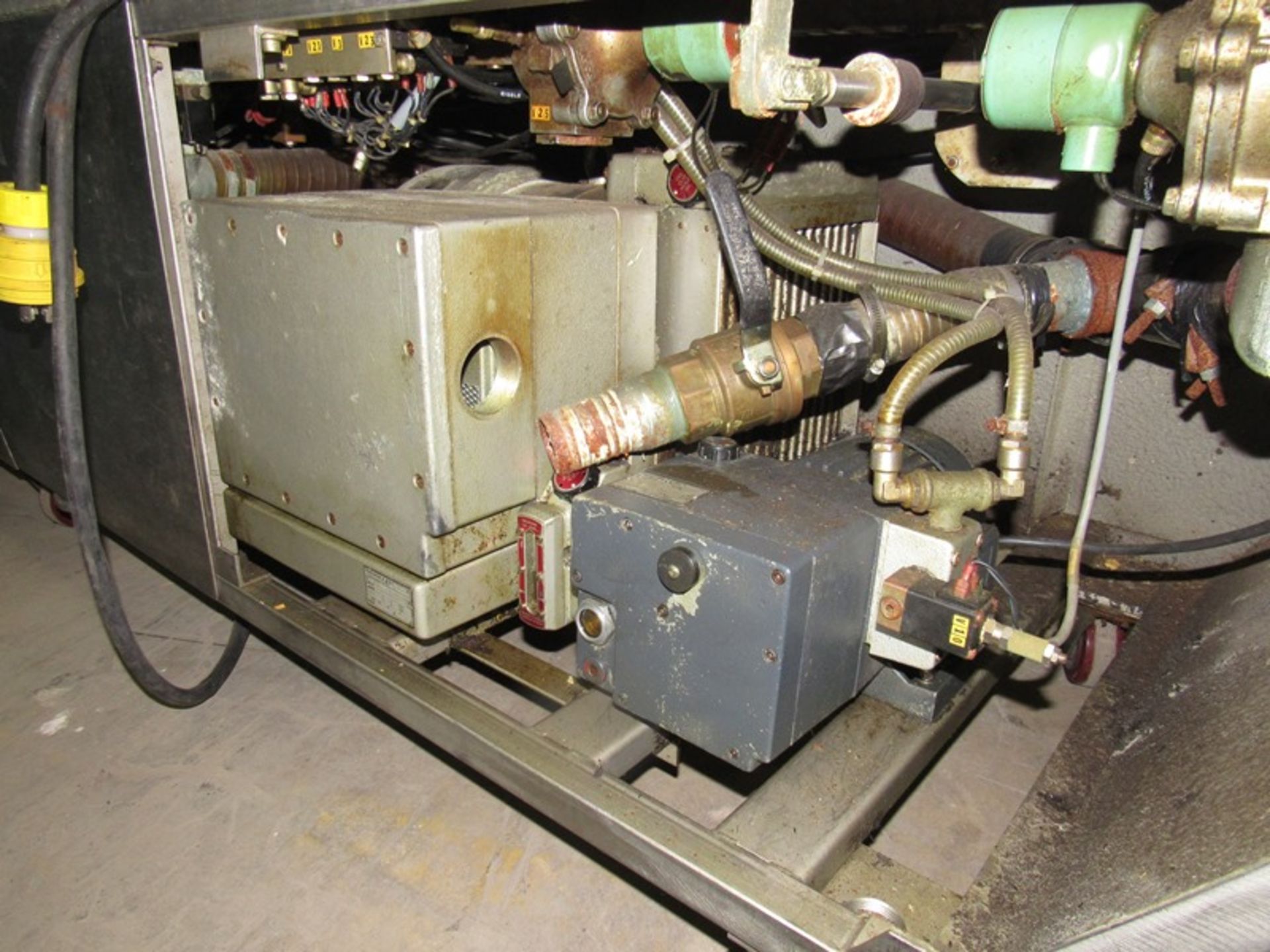 VC999 Mdl. 04IF Double Chamber Packager, Ser. #0495171, 440 volts, 3 phase, on wheels;;*** All Funds - Image 3 of 3