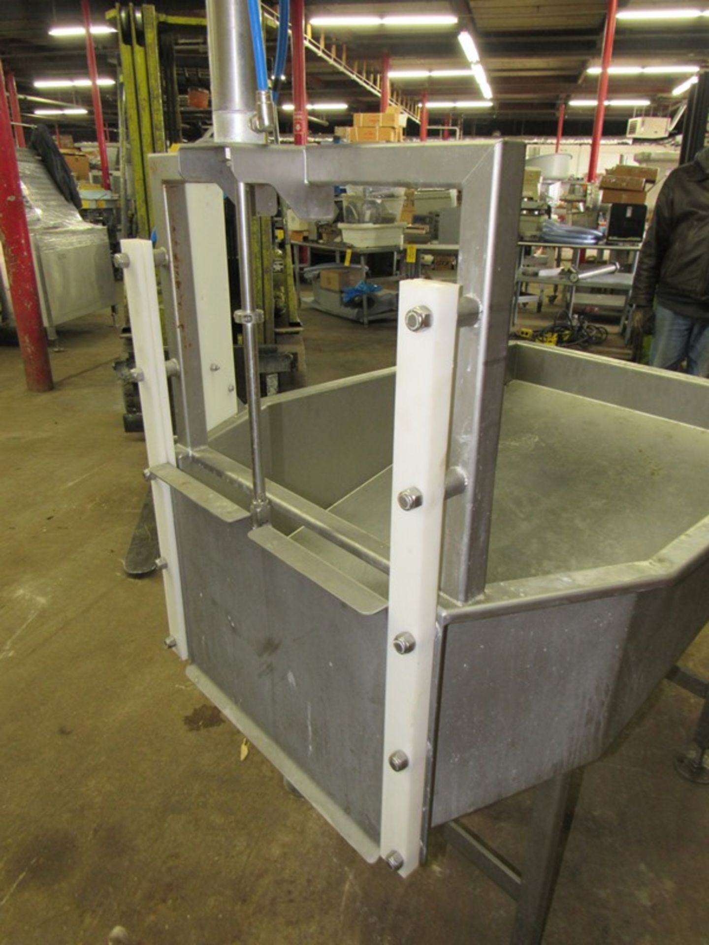 Stainless Steel Tank, 30" W X 42" L X 14" D with 20" wide pneumatic gate, 16" lift;;*** All Funds - Image 3 of 5