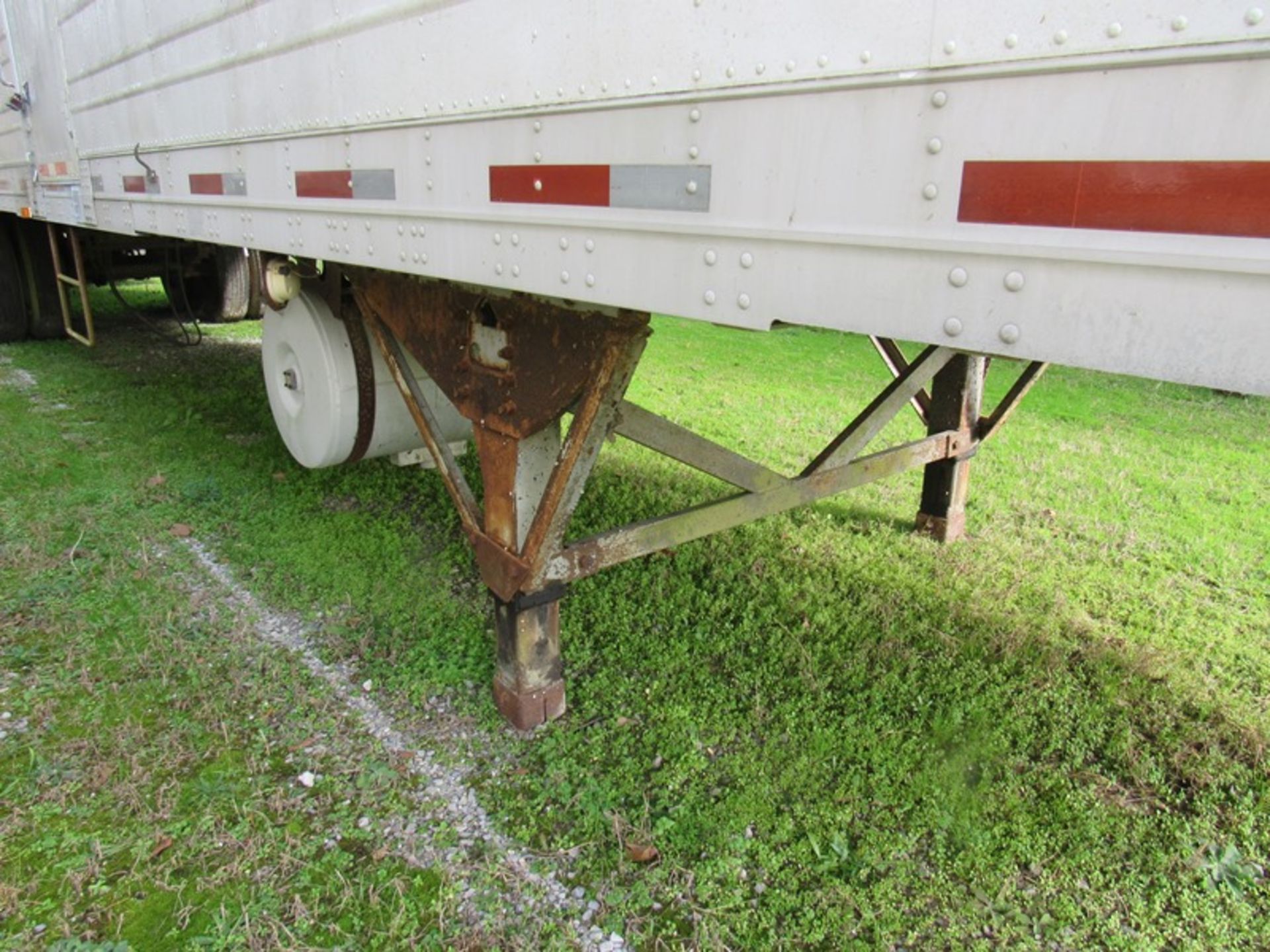 Great Dane VIN #1GRAA9624RB179603 Storage Trailer, 48" wide reefer, no title, Mfg. 1994 (No - Image 3 of 9