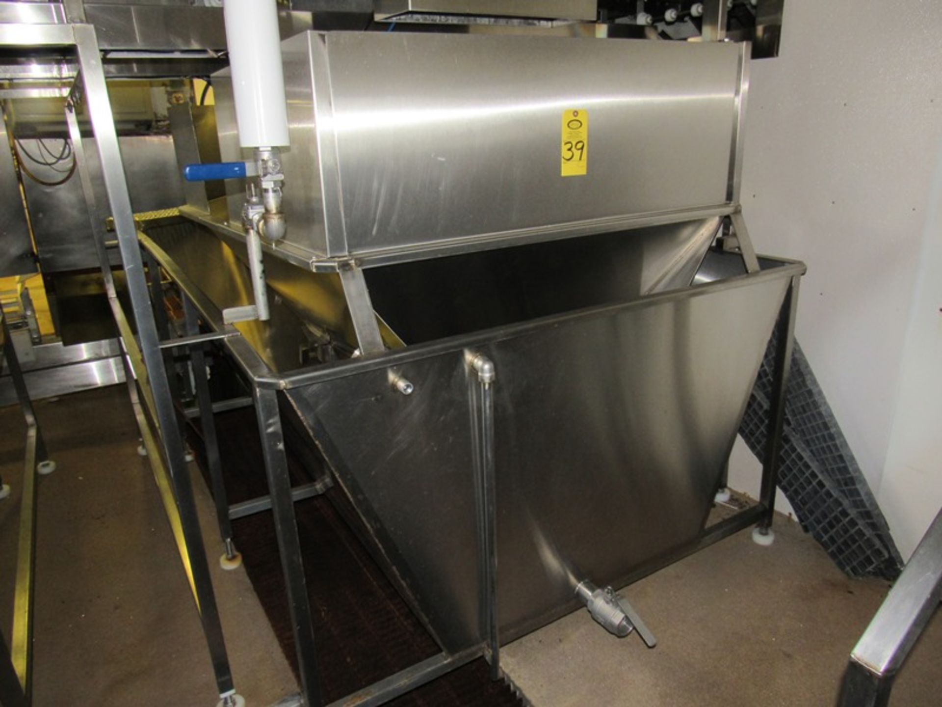 Stainless Steel Tank, 64" W X 112" L X 3' D with 16" W X 6' L incline conveyor (no belt), 1 h.p., - Image 2 of 6