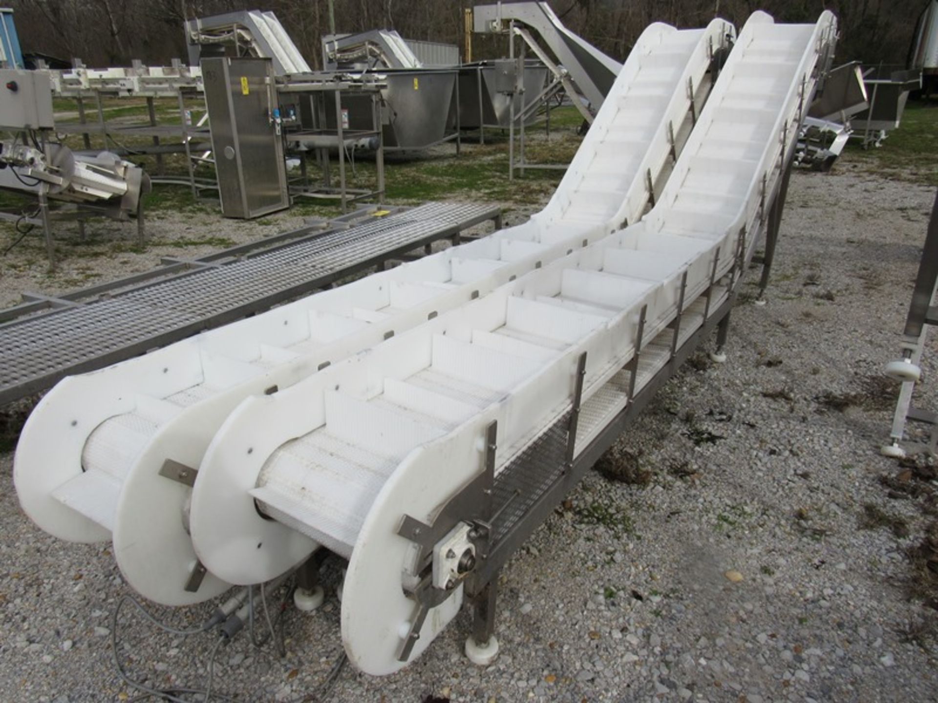 Lot (2) Stainless Steel Incline Conveyors, 12" W X 15' L plastic flighted belt, drum roller - Image 4 of 4