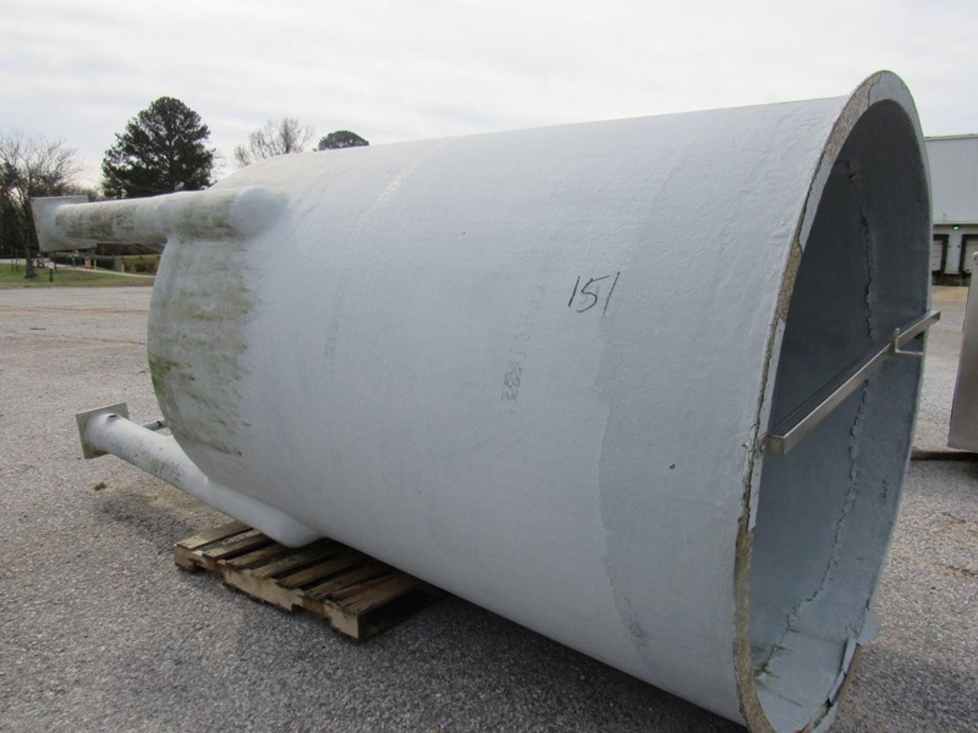 Fiberglass Tank, 70" Dia. X 12' D, cone bottom 3" outlet (Required Loading Fee $100.00 Norm Pavlish- - Image 4 of 4