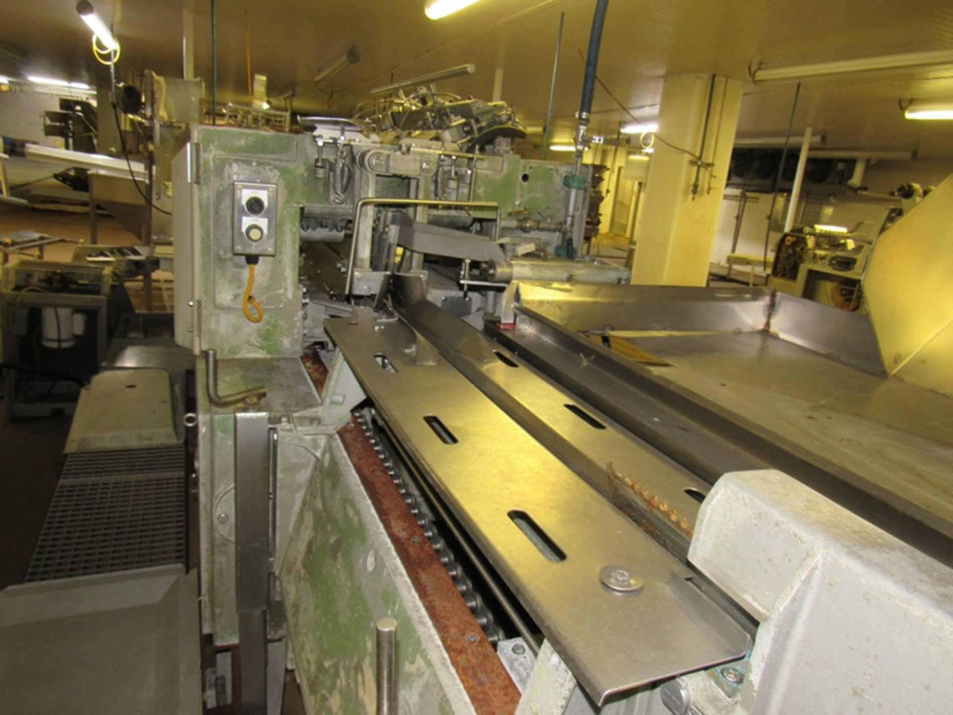Lot Stainless Steel Automatic Heading Machine, 8 stations, stainless steel "Z" conveyor, 18" W X - Image 8 of 18