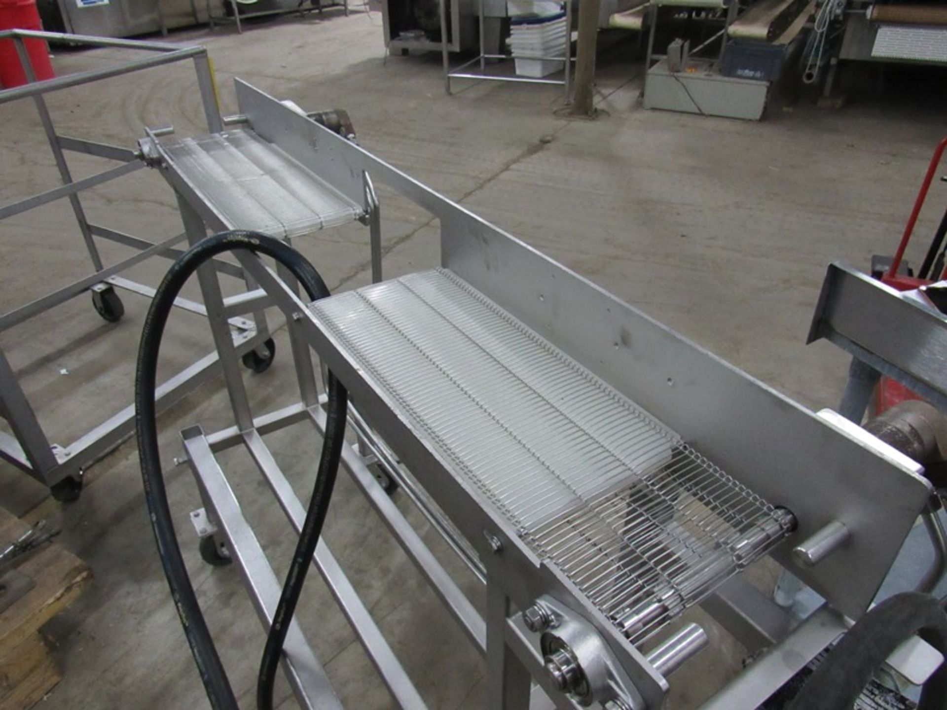 JBT Stainless Steel Conveyor, Ser. #120, 8" W X 5' L split belt, 10" between belts, hydraulic drive - Image 3 of 5