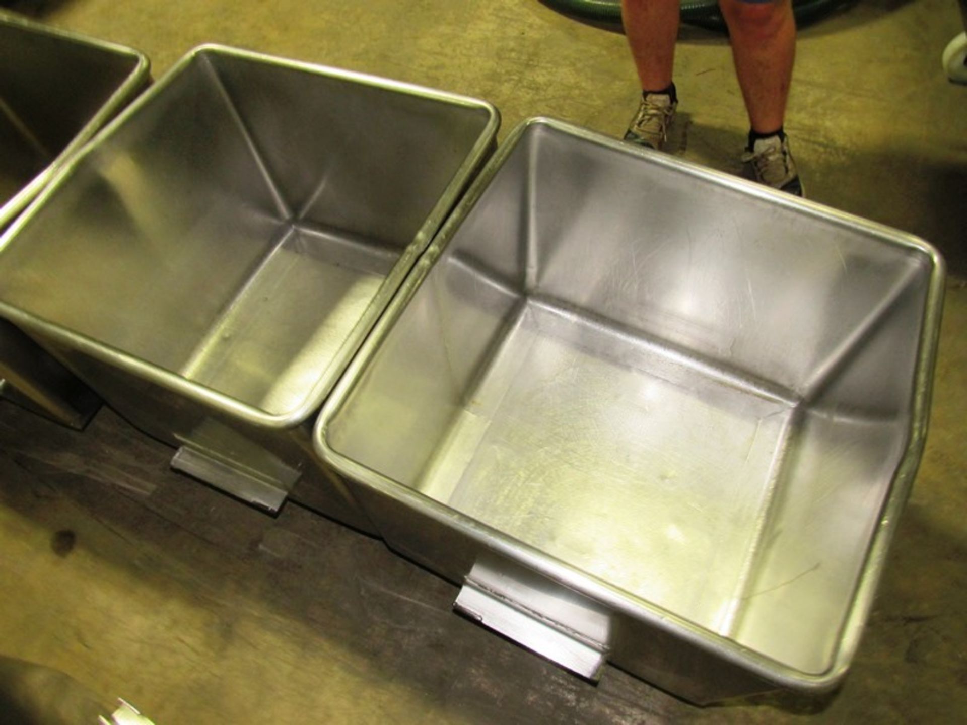 Stainless Steel Dump Buggies, 400 LB capacity, rolled lip - Image 2 of 2