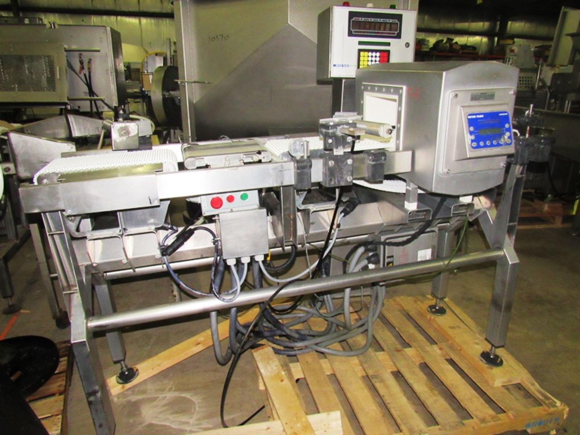 Safeline Metal Detector/Inline Checkweigher, 9 3/4" W X 7" T aperture, 5 1/2" clearance, 8" W X 7' L