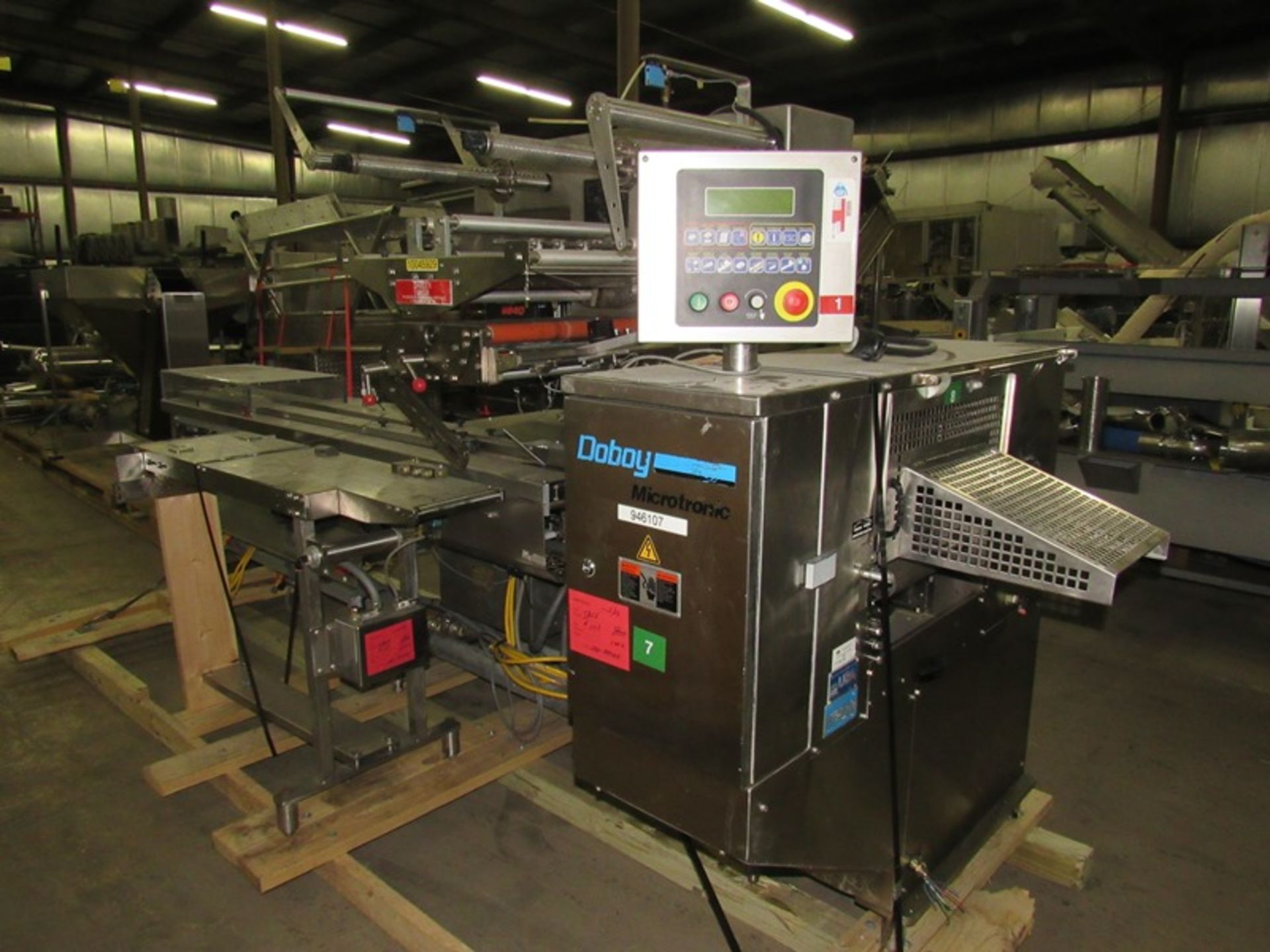 Doboy Mdl. Micromatic L-R Flow Wrapper, 460 volts, touchscreen controls, manual heater controls, - Image 2 of 18