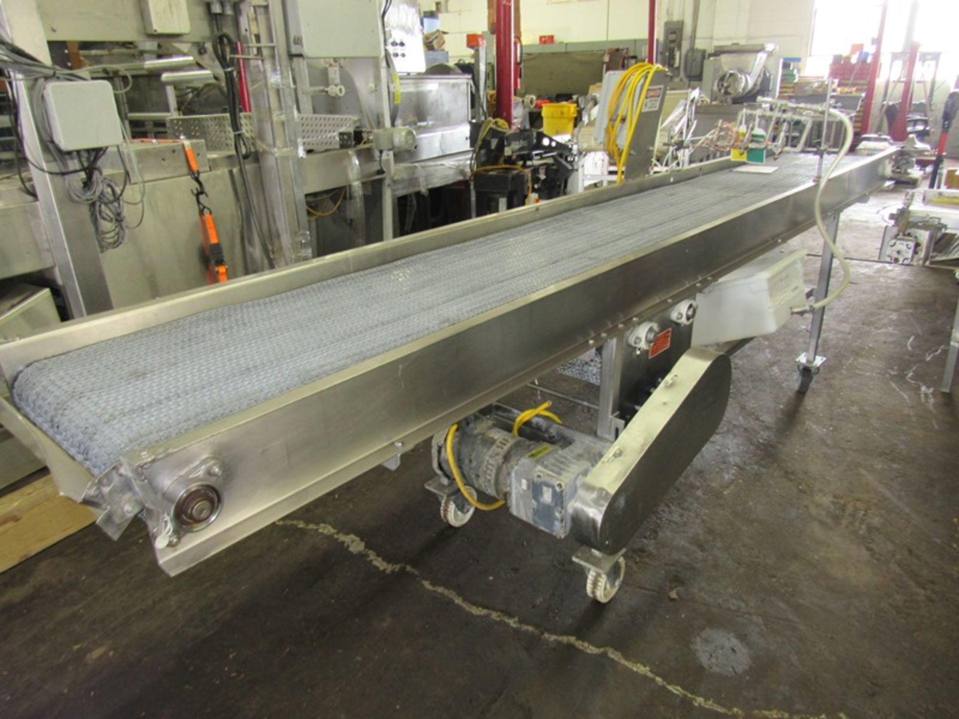 Portable Conveyor, 20" W X 150" L stainless steel belt with EcoCave sanitizing spray bar with 3 - Image 3 of 6