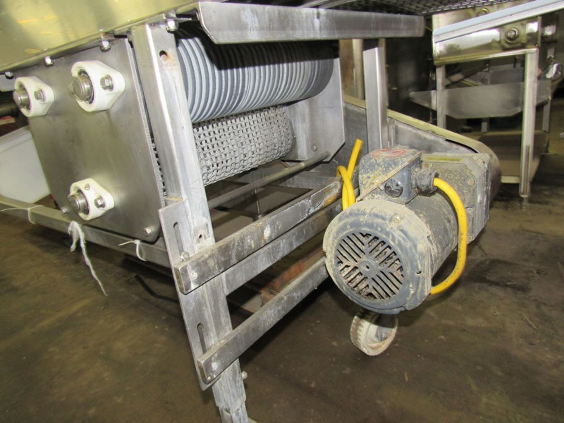 Portable Conveyor, 20" W X 150" L stainless steel belt with EcoCave sanitizing spray bar with 3 - Image 6 of 6