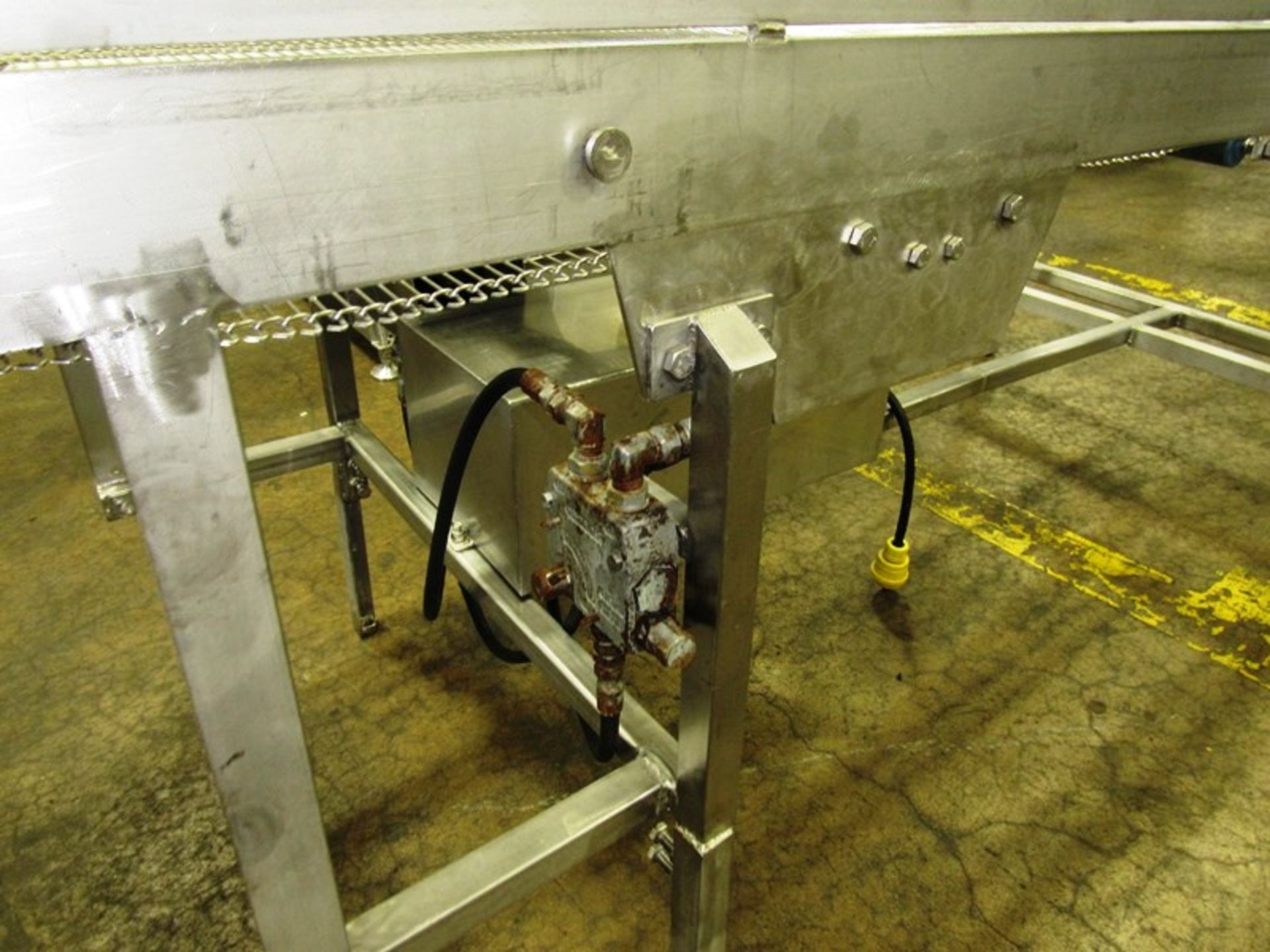 Stainless Steel Incline Conveyor, 30" W X 8' L stainless steel ladder chain belt, 30" infeed, 39" - Image 3 of 3