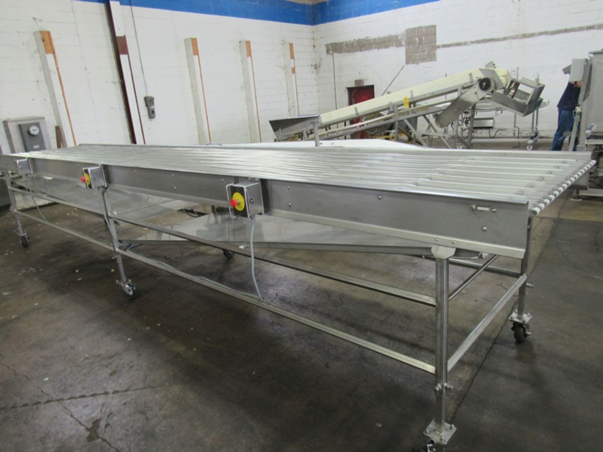 Portable Stainless Steel Conveyor, 40" W X 21' L, stainless steel ladder chain belt with drip pan, - Image 2 of 5