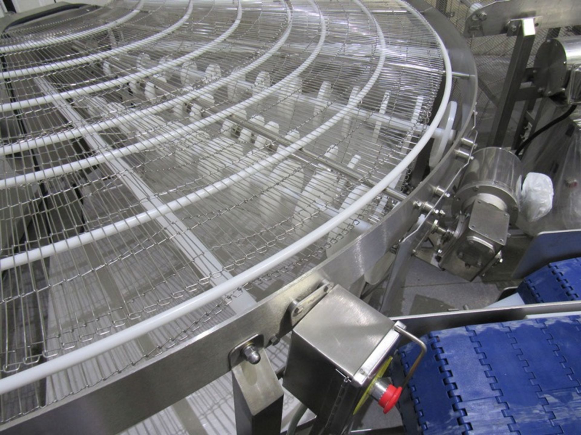 JBT Food Tech Mdl. FIO Stainless Steel Turn Conveyor, 43" W X 7' L ladder chain belt, stainless - Image 3 of 4