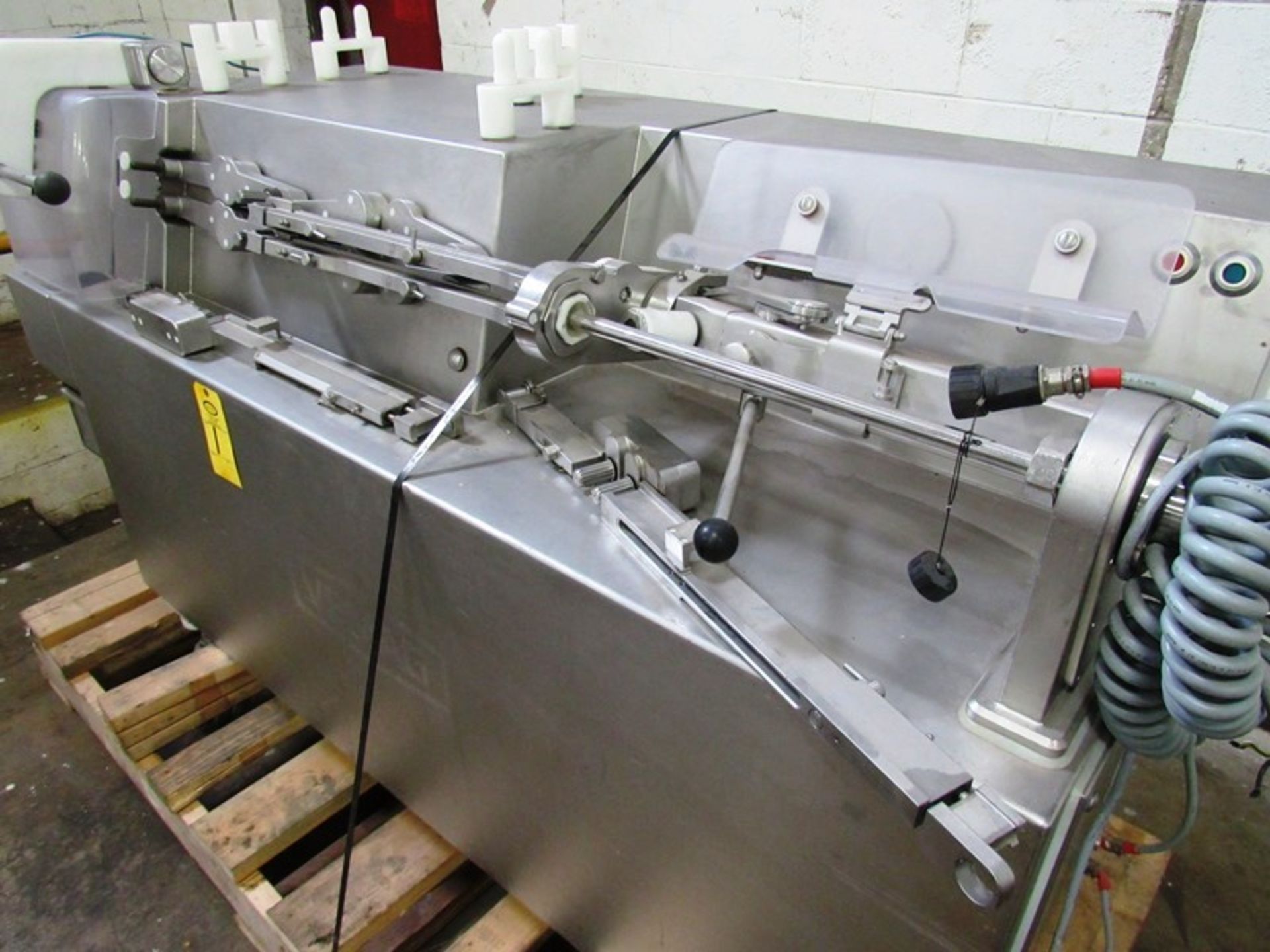 Vemag Mdl. FSL210 Sausage Line, flexible sausage link & cut a wide range of sausage, Ser. #2100028 - Image 2 of 8