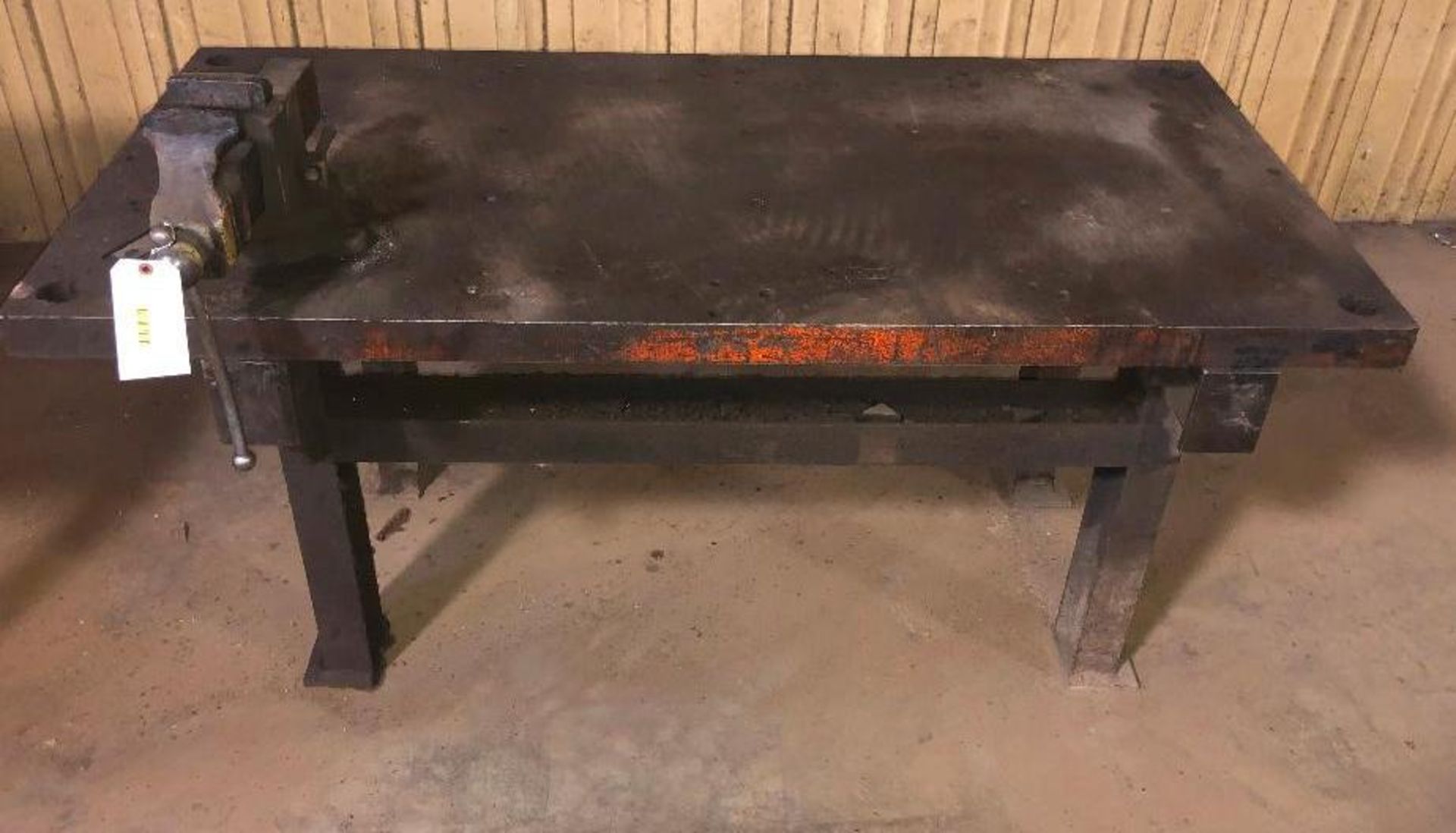 DESCRIPTION: 5' X 30" STEEL FABRICATION TABLE W/ 4" MOUNTED VICE. SIZE: 5' X 30" LOCATION: BACK WARE