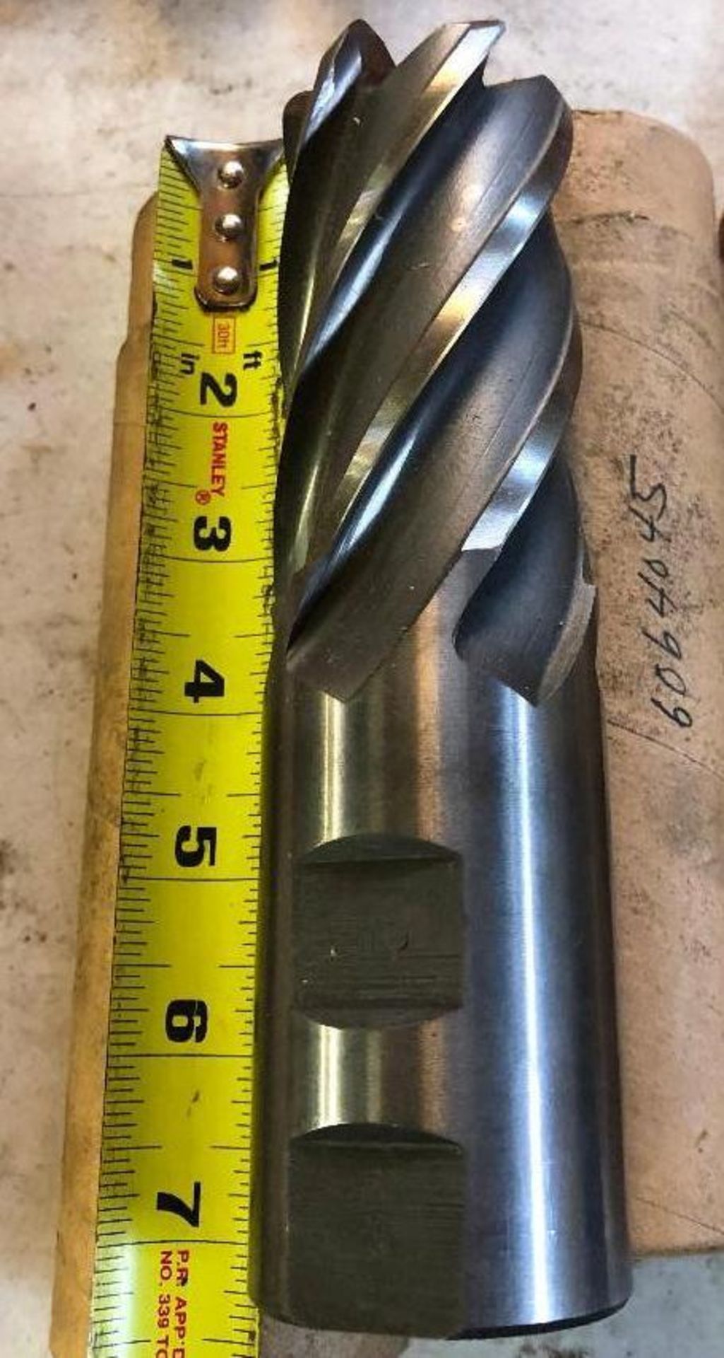 DESCRIPTION: (6) 7" MILLING BITS. LOCATION: FRONT WAREHOUSE THIS LOT IS: SOLD BY THE PIECE QTY: 7