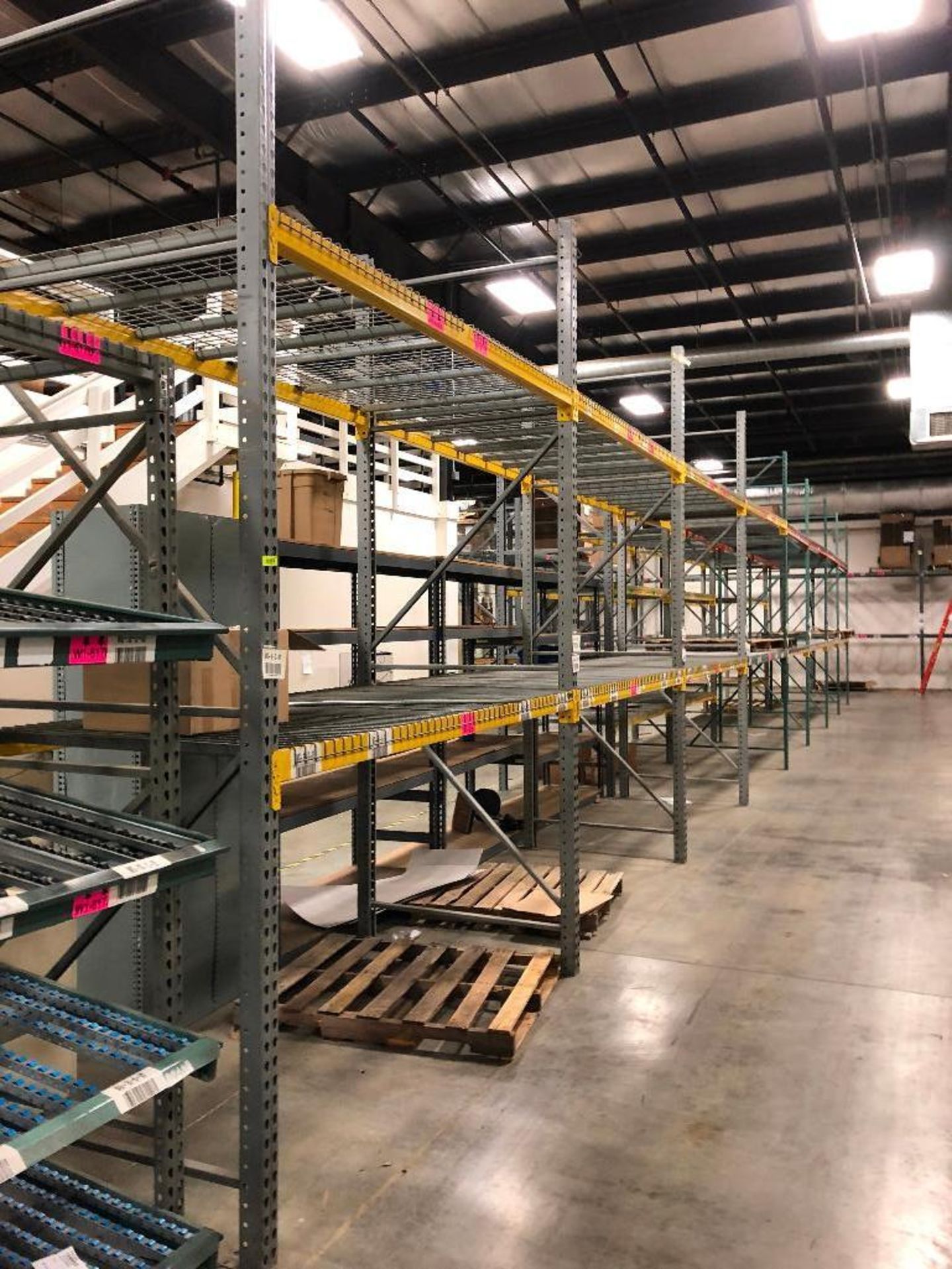 DESCRIPTION (13) SECTIONS OF 12 FT X 8 FT PALLET RACKING ADDITIONAL INFORMATION INCLUDES: (15) 12 FT - Image 2 of 4