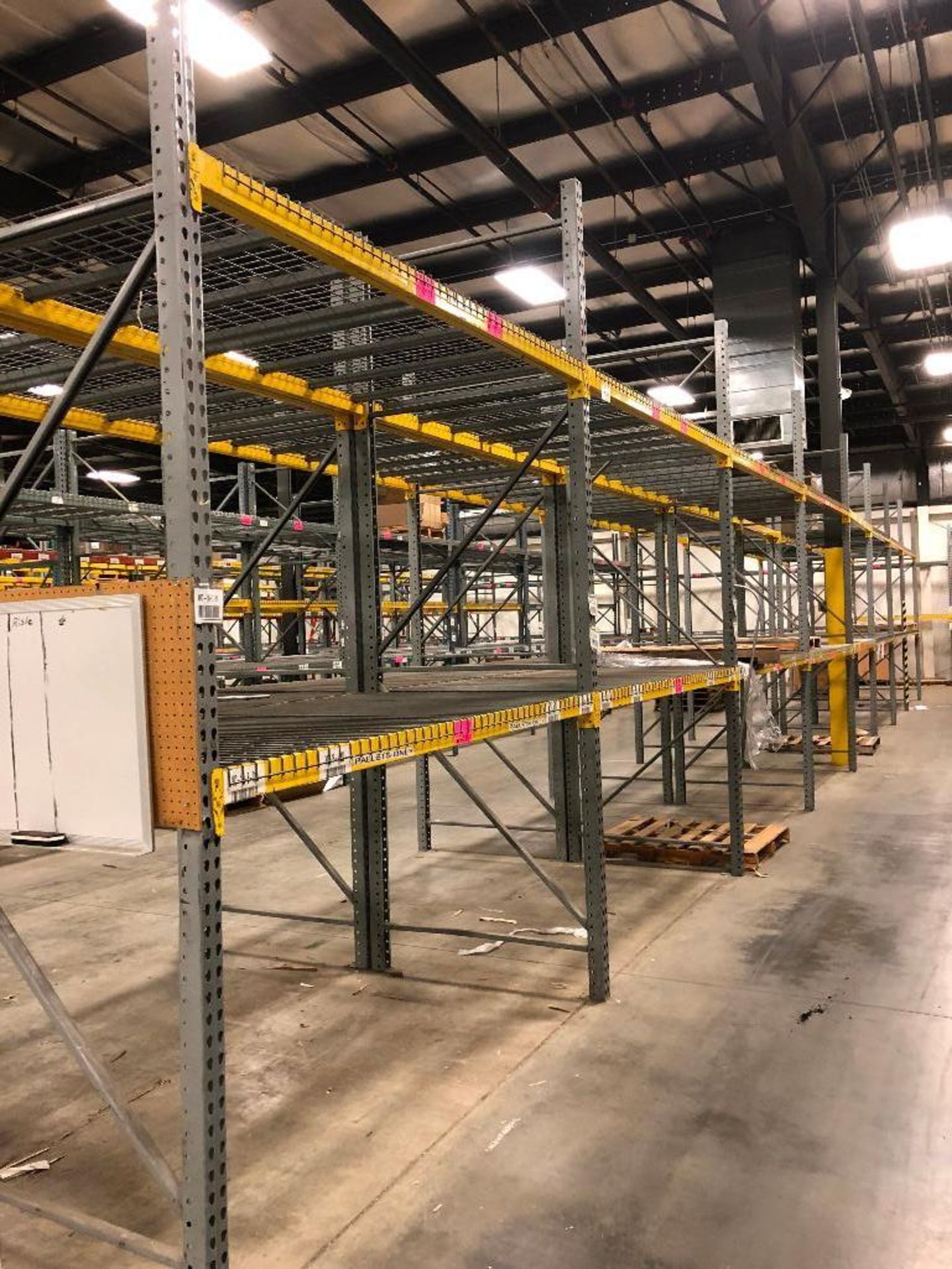DESCRIPTION (16) SECTIONS OF 12 FT X 8 FT PALLET RACKING ADDITIONAL INFORMATION INCLUDES: (18) 12 FT - Image 2 of 4