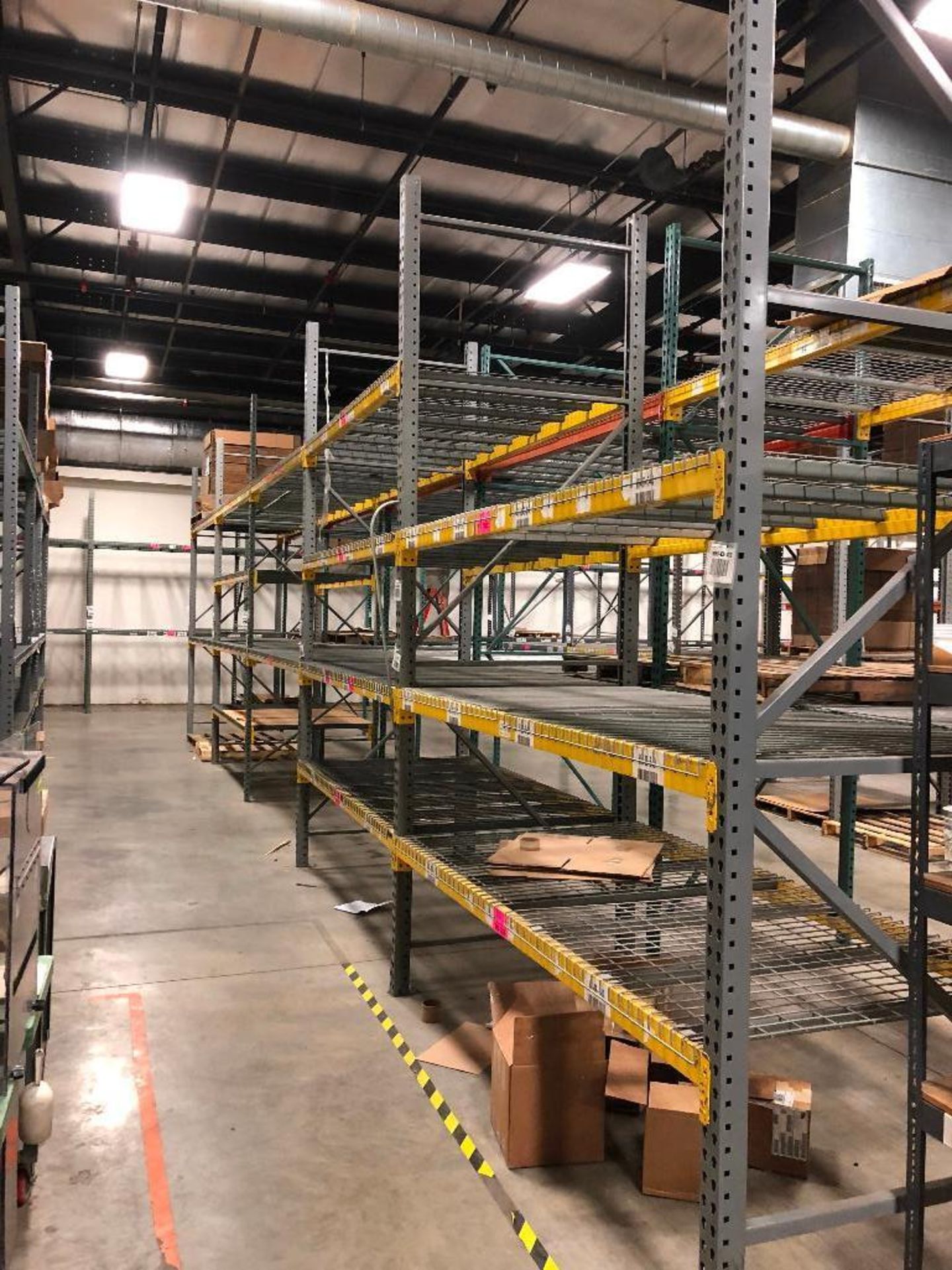 DESCRIPTION (13) SECTIONS OF 12 FT X 8 FT PALLET RACKING ADDITIONAL INFORMATION INCLUDES: (15) 12 FT - Image 4 of 4