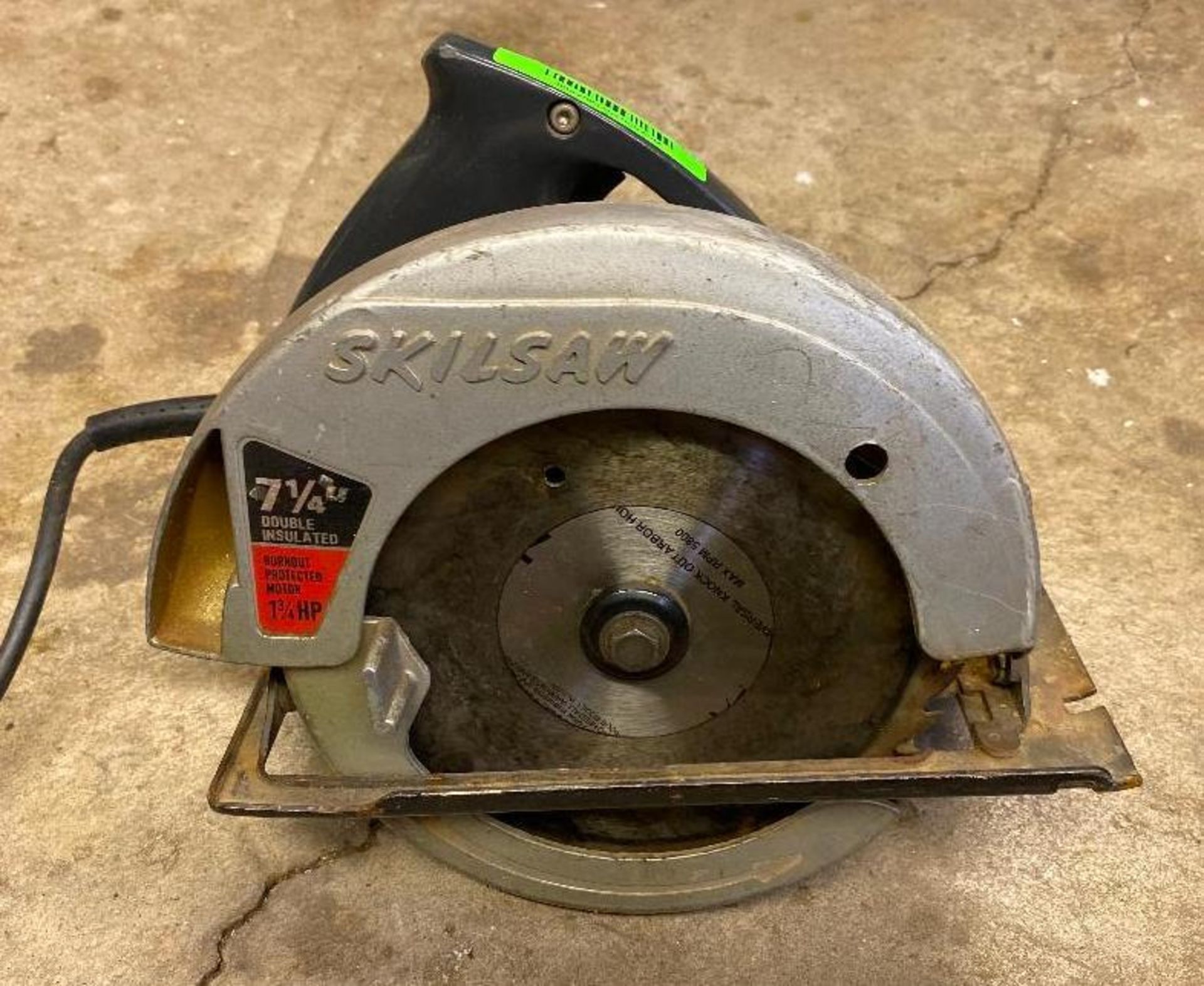 DESCRIPTION SKILSAW 7-1/4" CIRCULAR SAW BRAND/MODEL SKILSAW 574 LOCATION BASEMENT QUANTITY 1