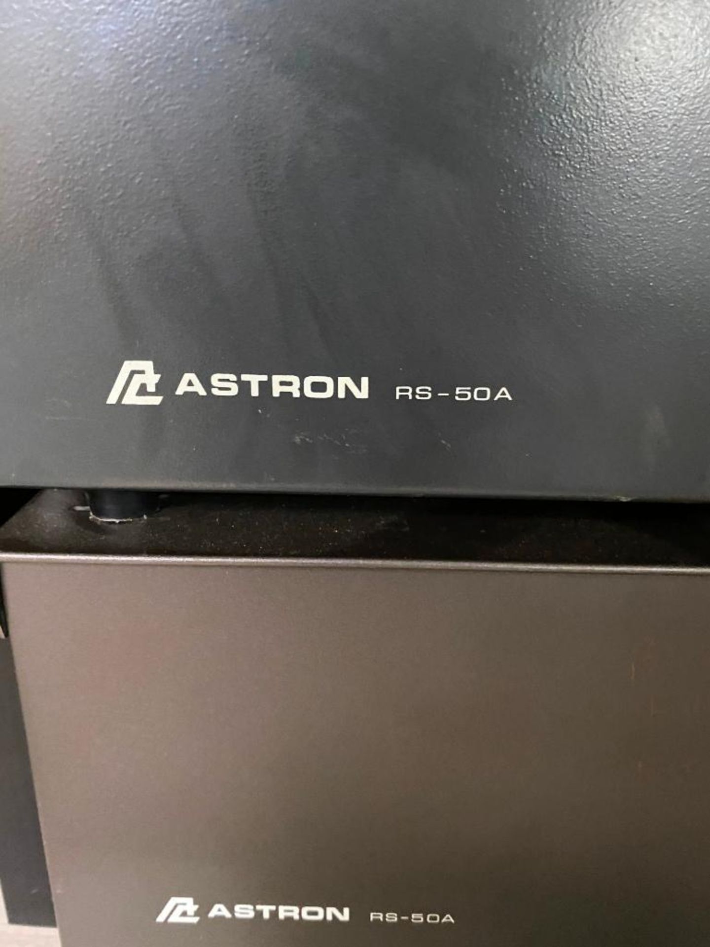 DESCRIPTION (2) 50A POWER SUPPLY UNITS BRAND/MODEL ASTRON LOCATION BASEMENT THIS LOT IS SOLD BY THE - Image 2 of 2