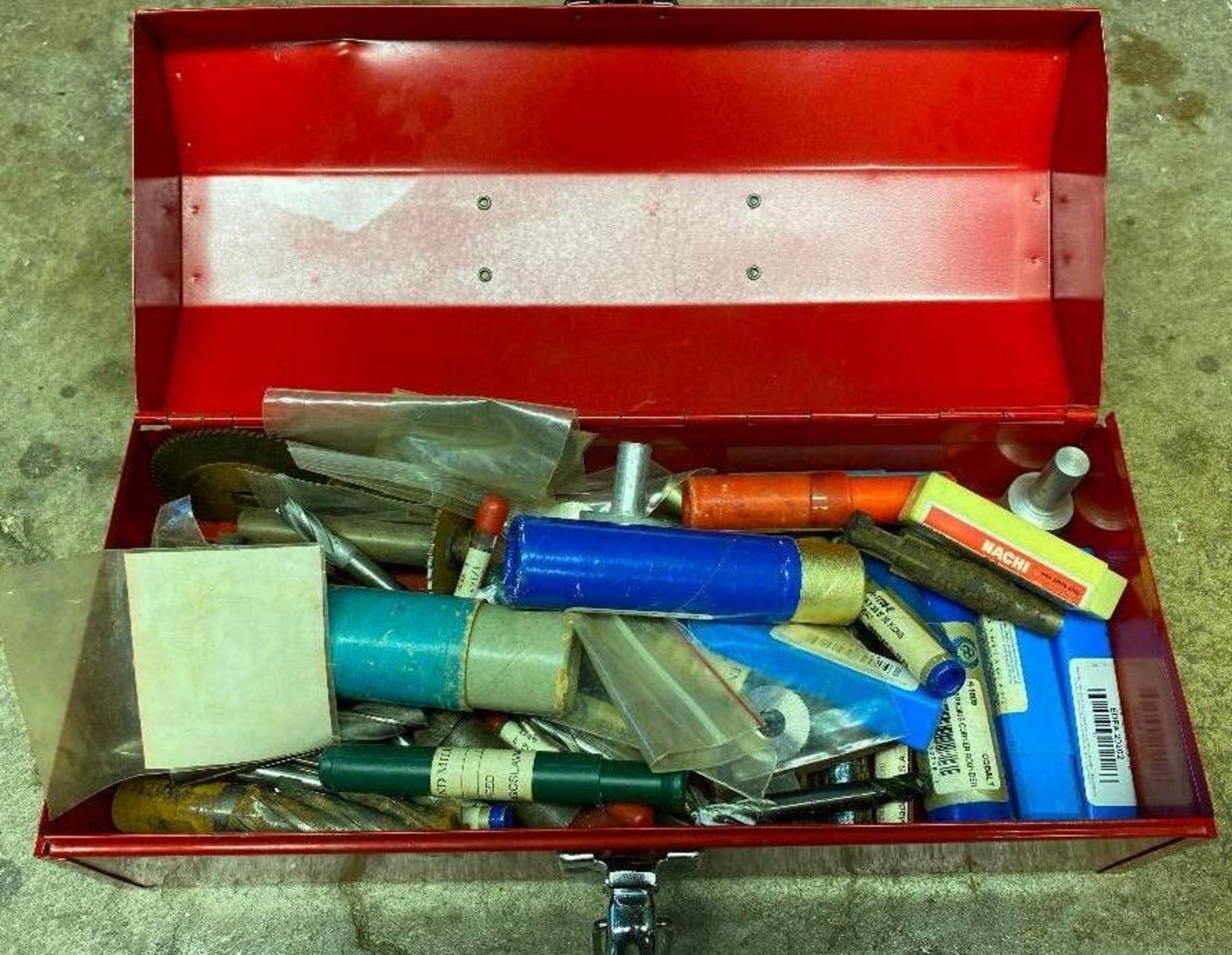 DESCRIPTION METAL TOOL BOX W/ ASSORTED TAP AND DIE LOCATION BASEMENT THIS LOT IS ONE MONEY QUANTITY