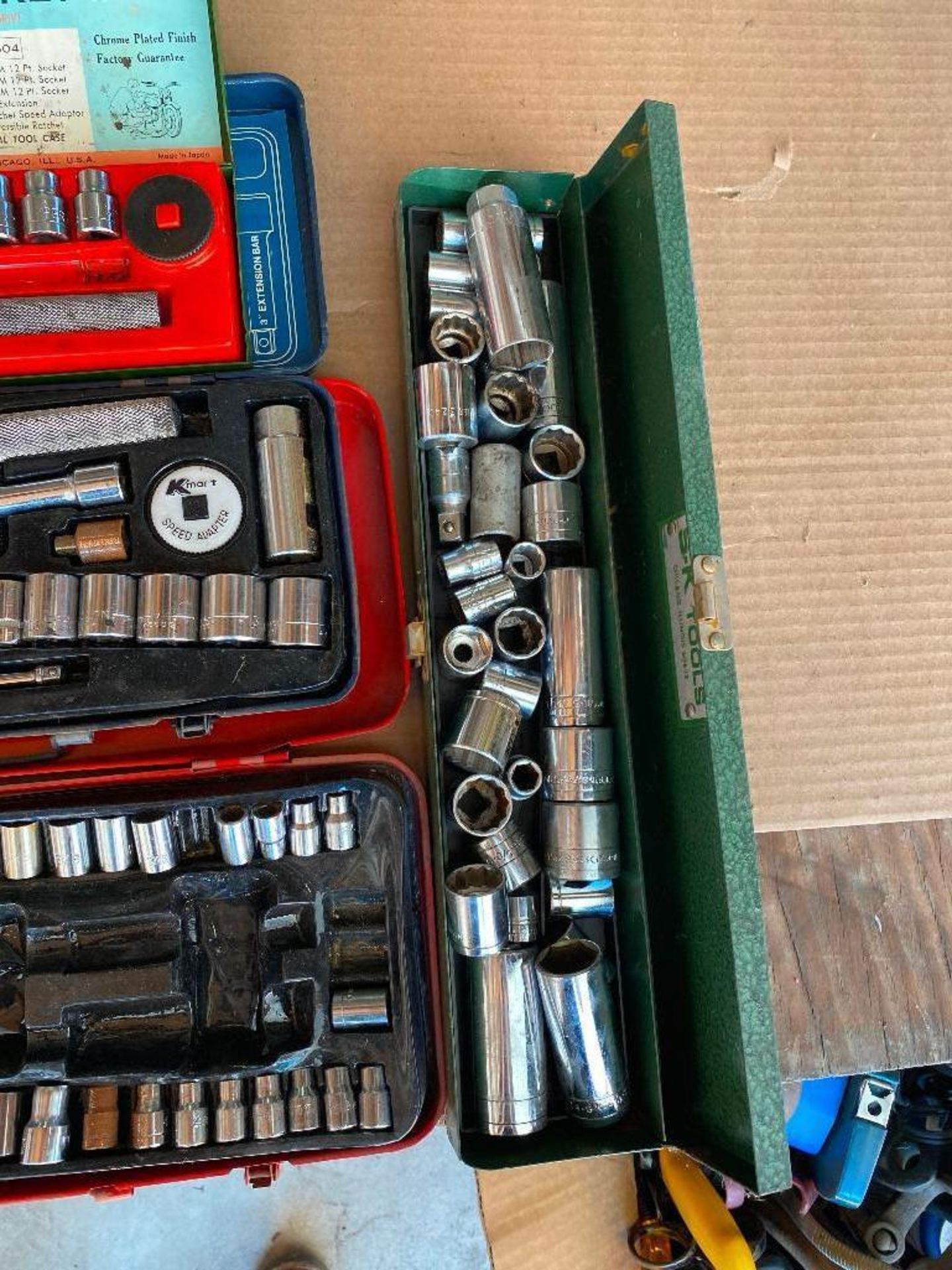 DESCRIPTION ASSORTED RATCHET SETS LOCATION GARAGE #1 THIS LOT IS ONE MONEY QUANTITY 1 - Image 6 of 6