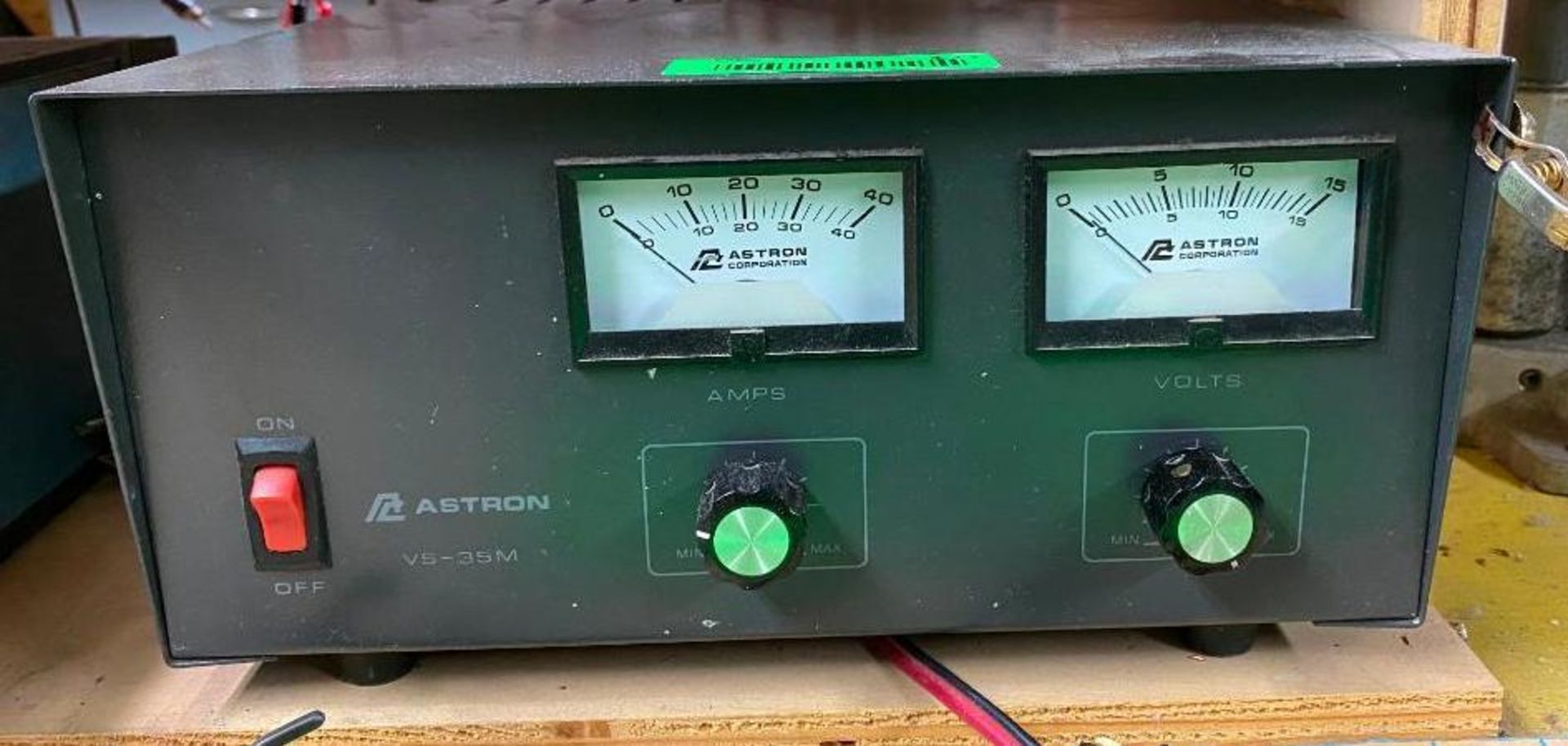 DESCRIPTION LINAR POWER SUPPLY BRAND/MODEL ASTRON LOCATION BASEMENT QUANTITY: X BID 1