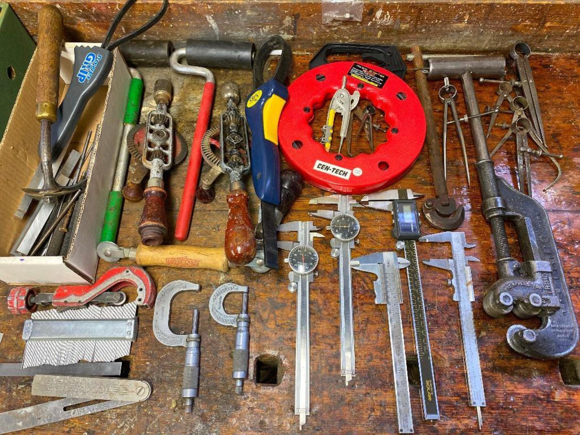 DESCRIPTION ASSORTED TOOLS AS SHOWN LOCATION BASEMENT THIS LOT IS ONE MONEY QUANTITY 1 - Image 5 of 7