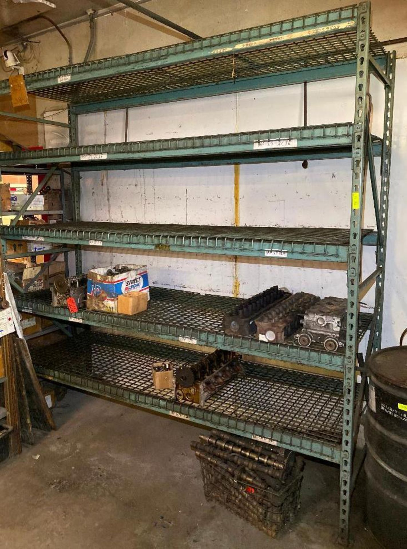 DESCRIPTION 96" X 30" X 96" SECTION OF PALLET RACKING W/ CONTENTS INCLUDED ADDITIONAL INFORMATION AS - Image 2 of 9