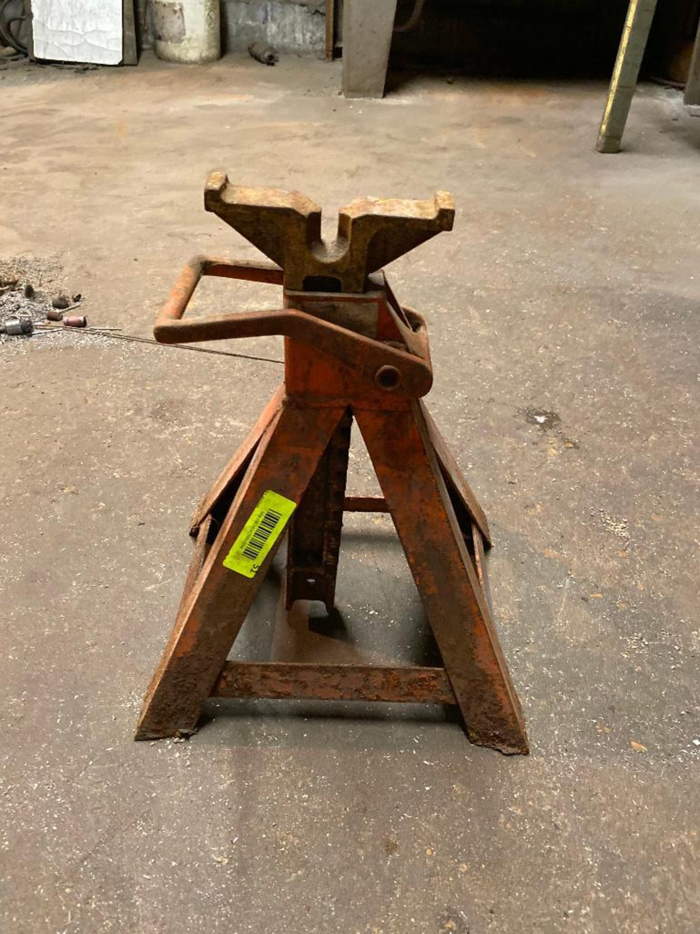 DESCRIPTION 6-TON RATCHET SAFETY STAND LOCATION D QUANTITY 1