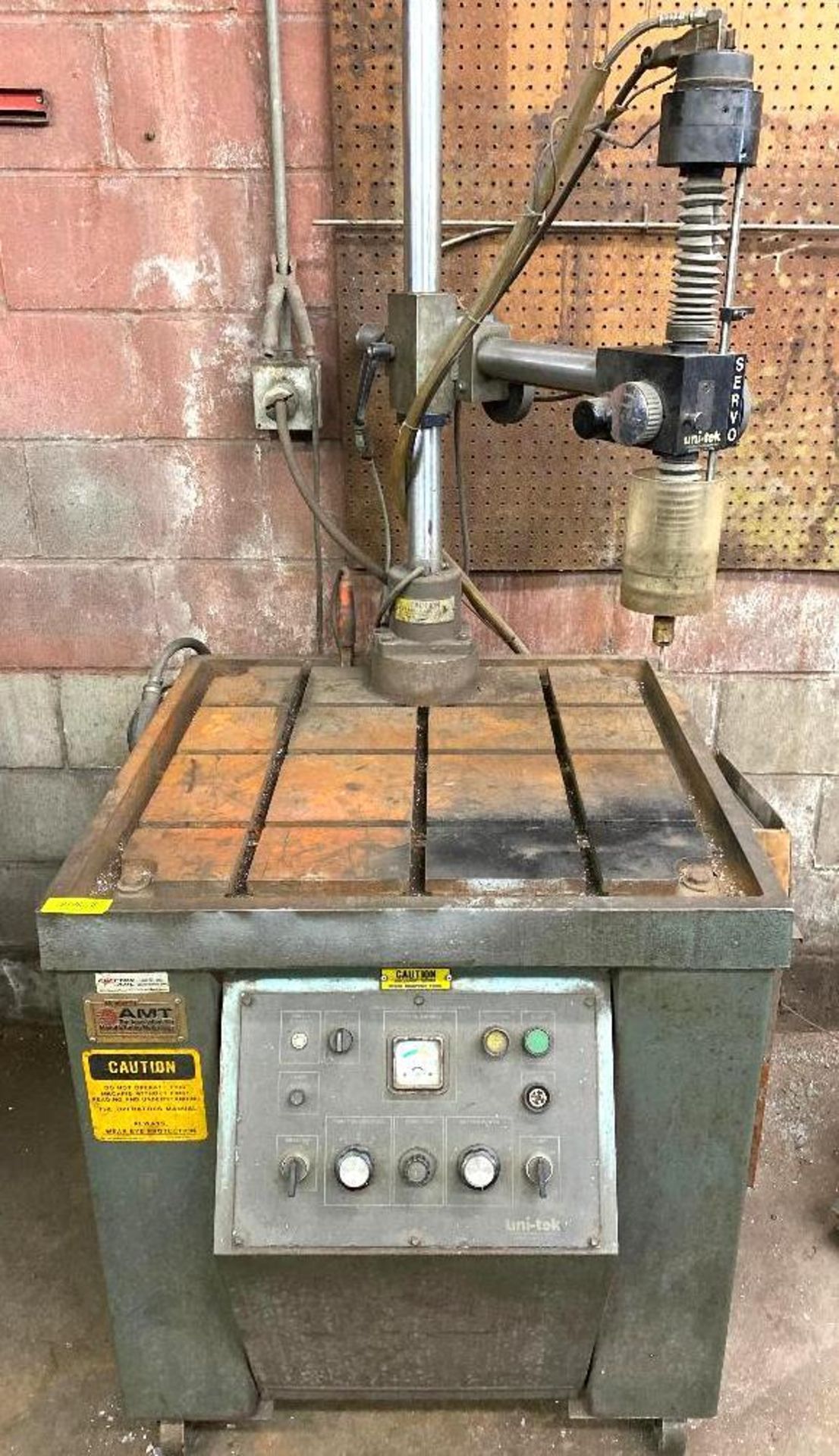 DESCRIPTION UNITEK MODEL 300 TAP DISINTEGRATOR BRAND/MODEL UNITEK ADDITIONAL INFORMATION 110 VOLTS,