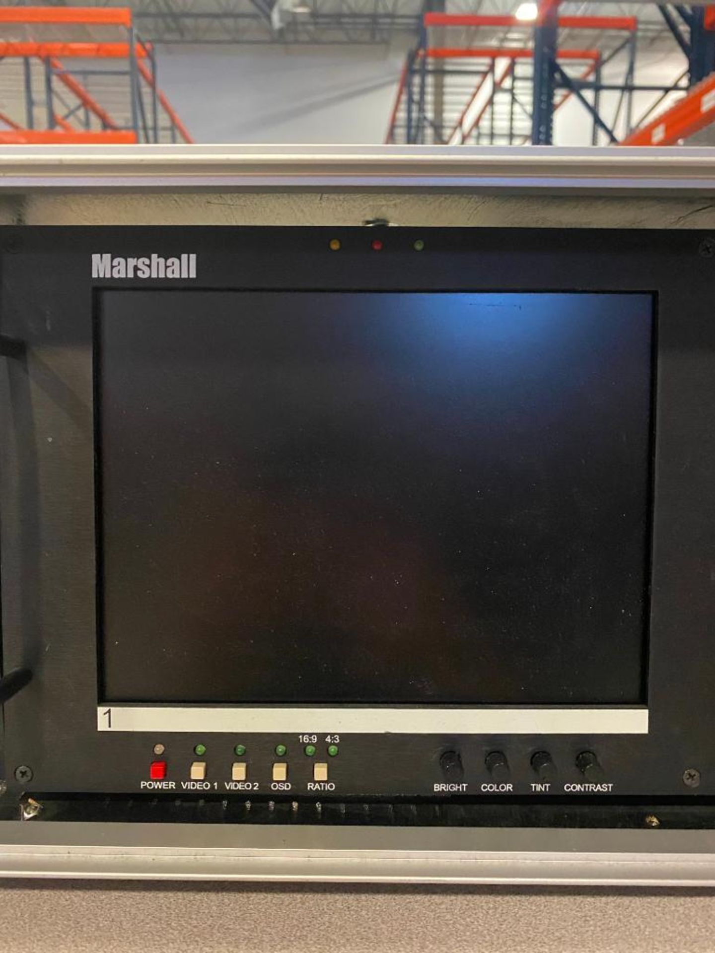 DESCRIPTION (2) DUAL SCREEN LCD PRODUCTION MONITORS WITH ROAD CASE BRAND/MODEL MARSHALL V-R82DP-2C T - Image 2 of 5