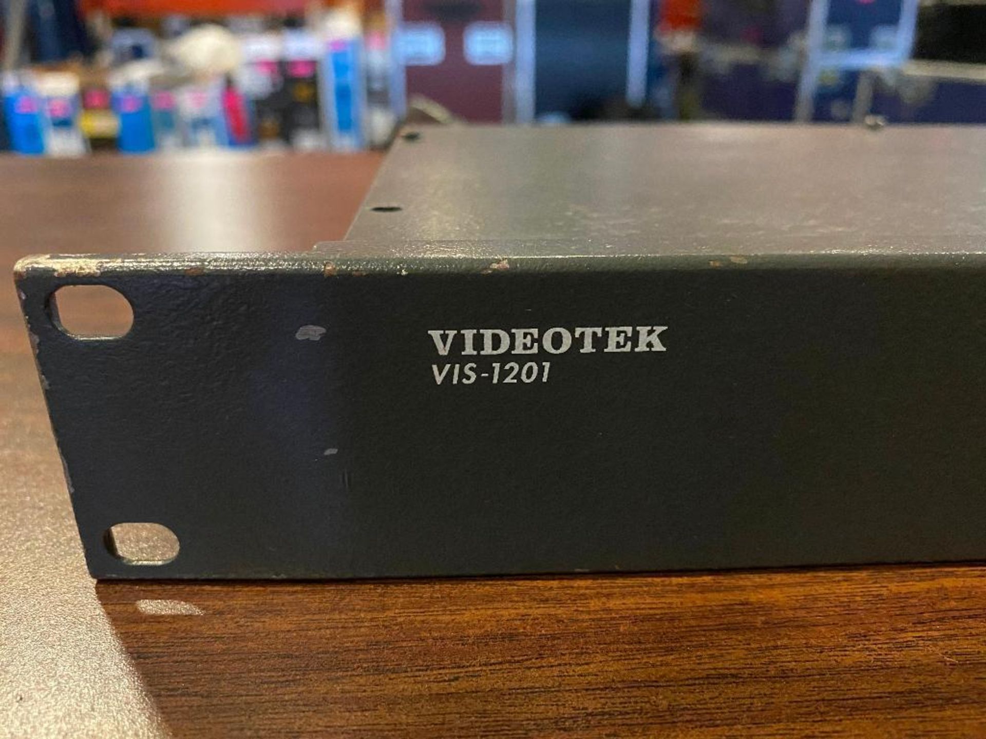 DESCRIPTION VIDEOTEK VIS1201 ROUTING SWITCHER W/ EXTRON RGB 190 INTERFACE BRAND/MODEL VIDEOTECH ADDI - Image 3 of 8