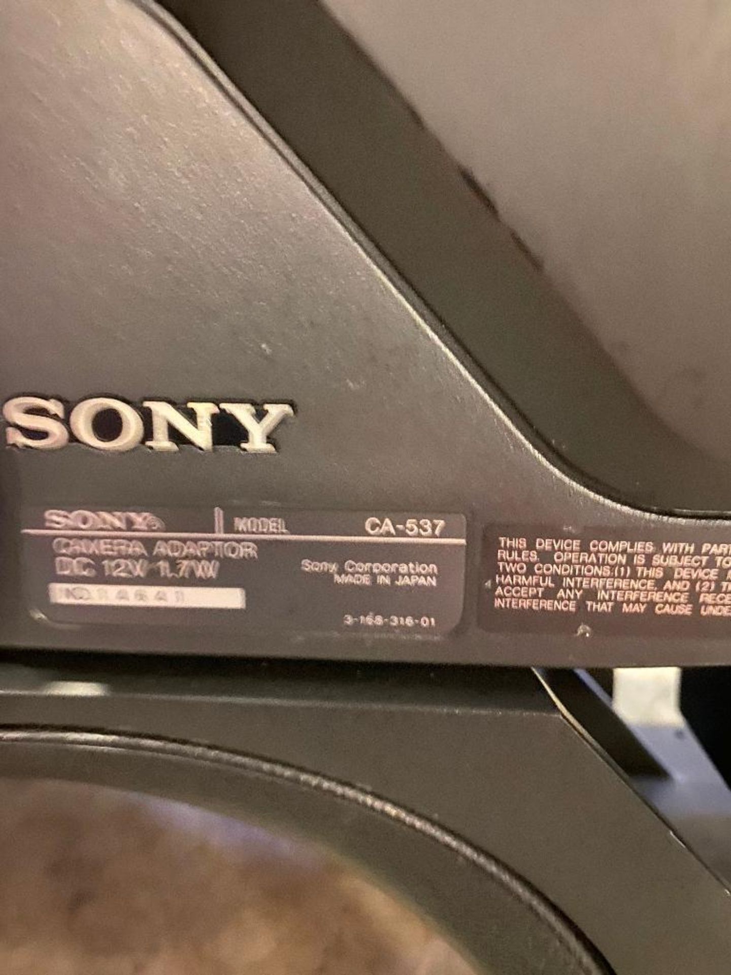 DESCRIPTION SONY CA-537 HYPERHAD VIDEO CAMERA WITH CASE & ACCESSORIES AS SHOWN LOCATION WAREHOUSE QU - Image 11 of 13