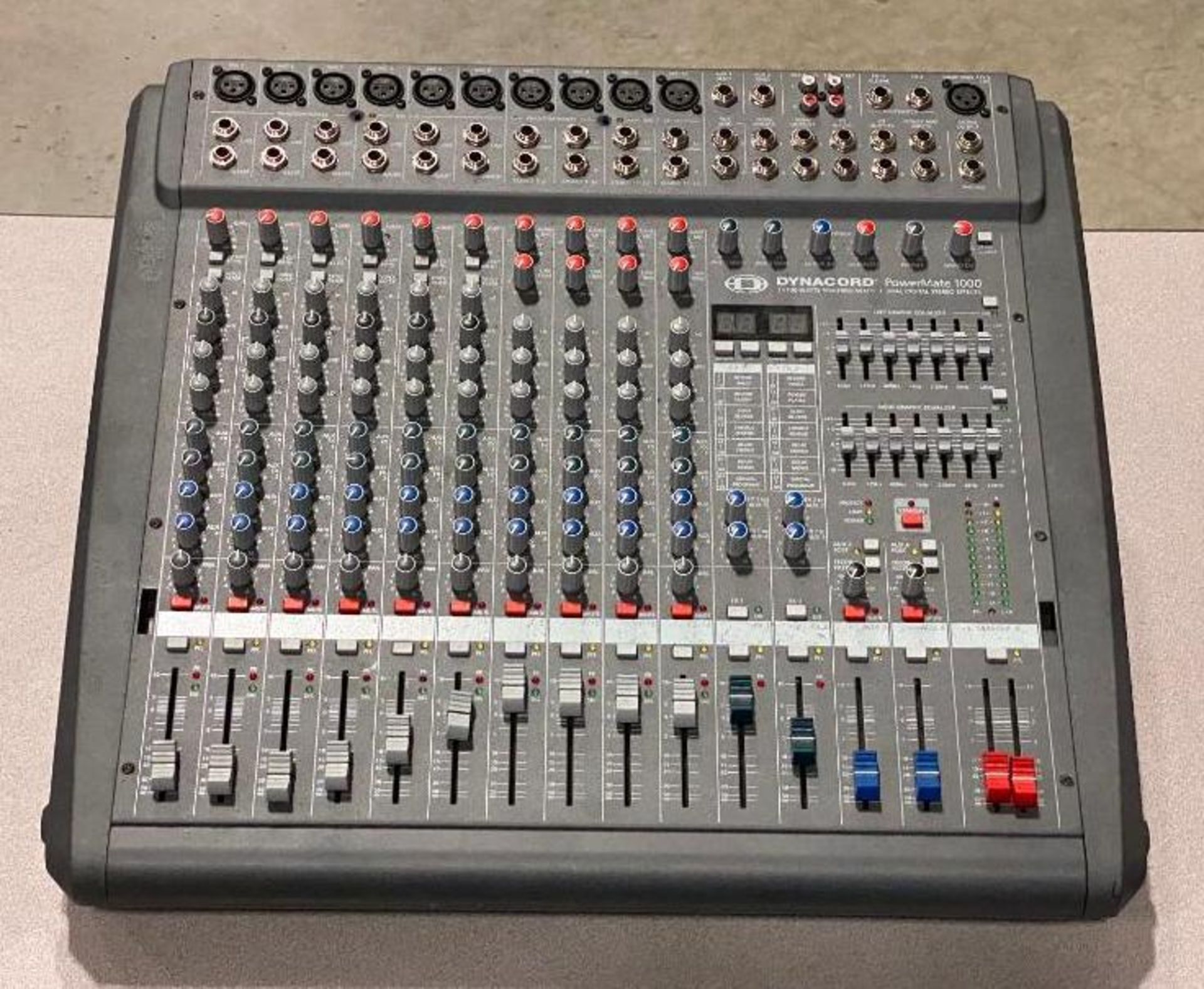 DESCRIPTION 8-CHANNEL COMPACT POWER MIXER WITH ROAD CASE BRAND/MODEL DYNACORD POWERMATE 600 QUANTITY