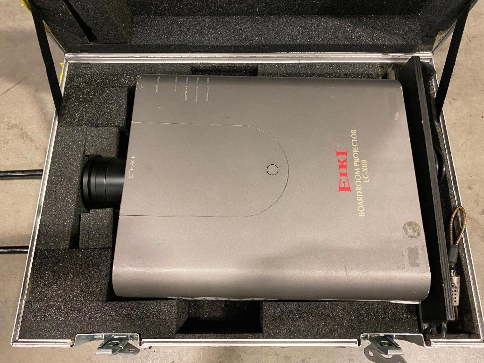 DESCRIPTION EIKI LC-X80 XGA LCD PROJECTOR WITH ROAD TRANSPORT BOX AND ACCESSORIES AS SHOWN BRAND/MOD - Image 2 of 11