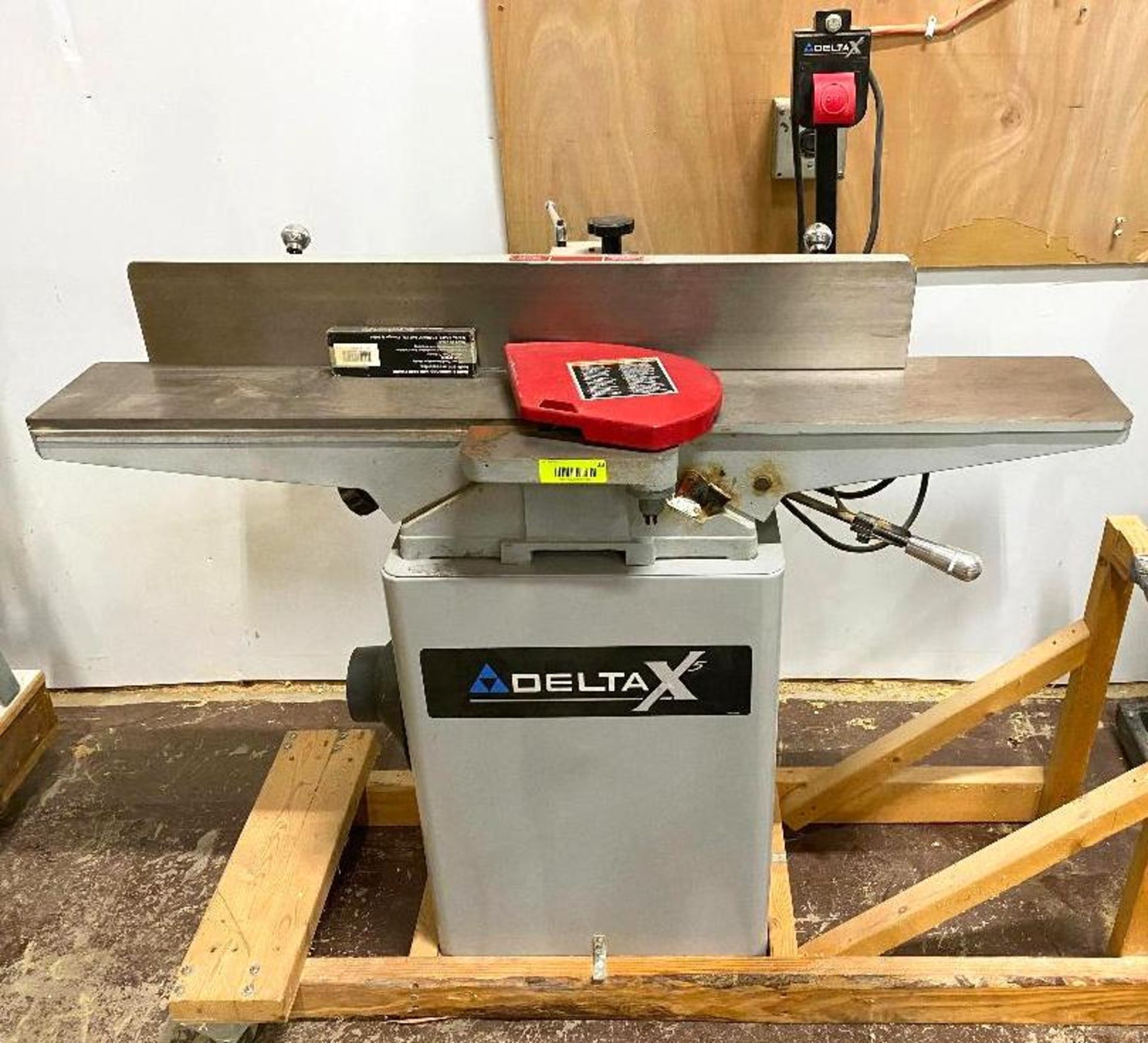 DESCRIPTION: DELTA X5 PROFESSIONAL 6" JOINTER BRAND/MODEL: DELTA 52-866X ADDITIONAL INFORMATION: 115