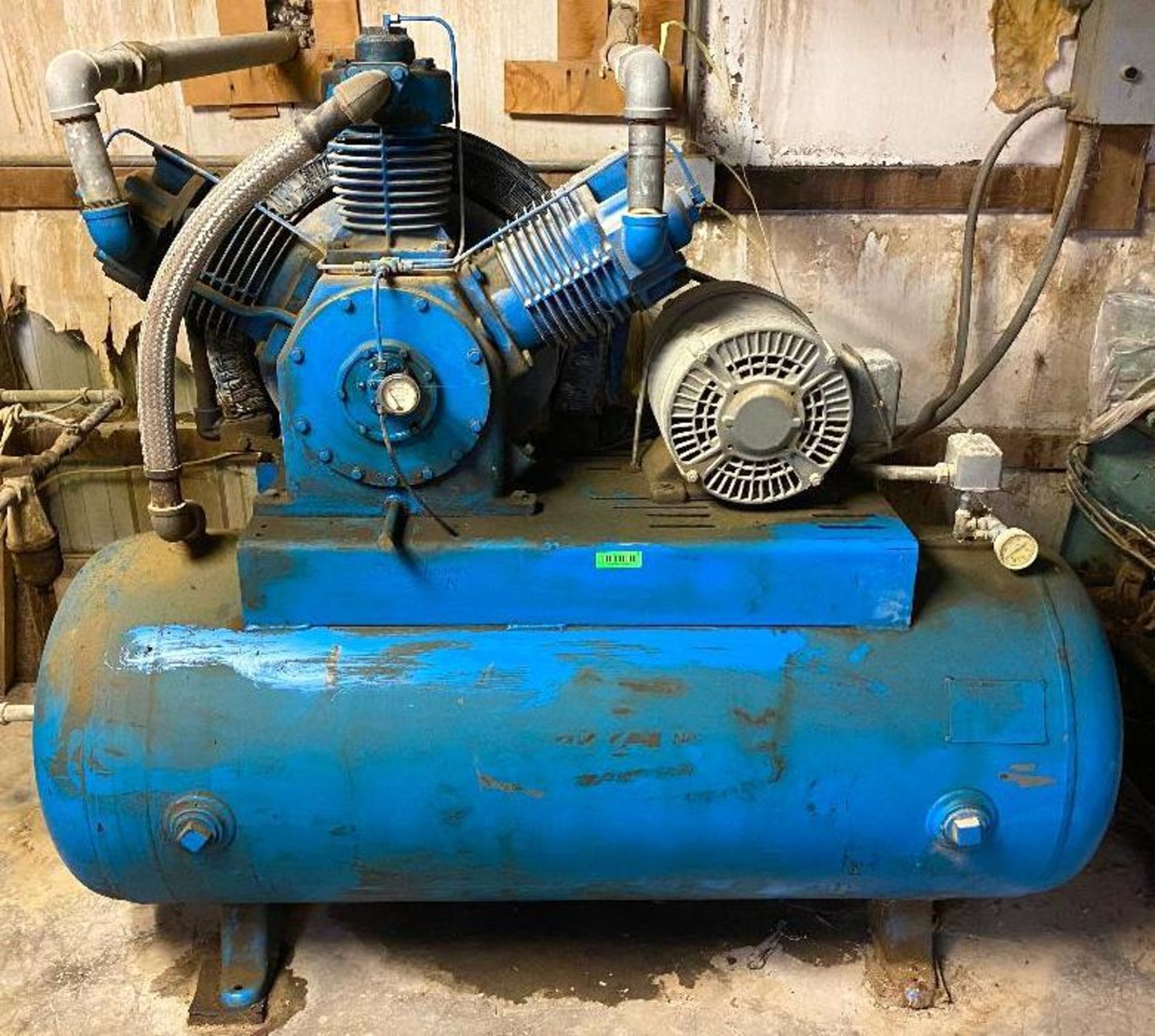 DESCRIPTION: DOERR 15 HP COMPRESSOR BRAND/MODEL: DOERR LH-13758 ADDITIONAL INFORMATION: 1750 RPM | 6